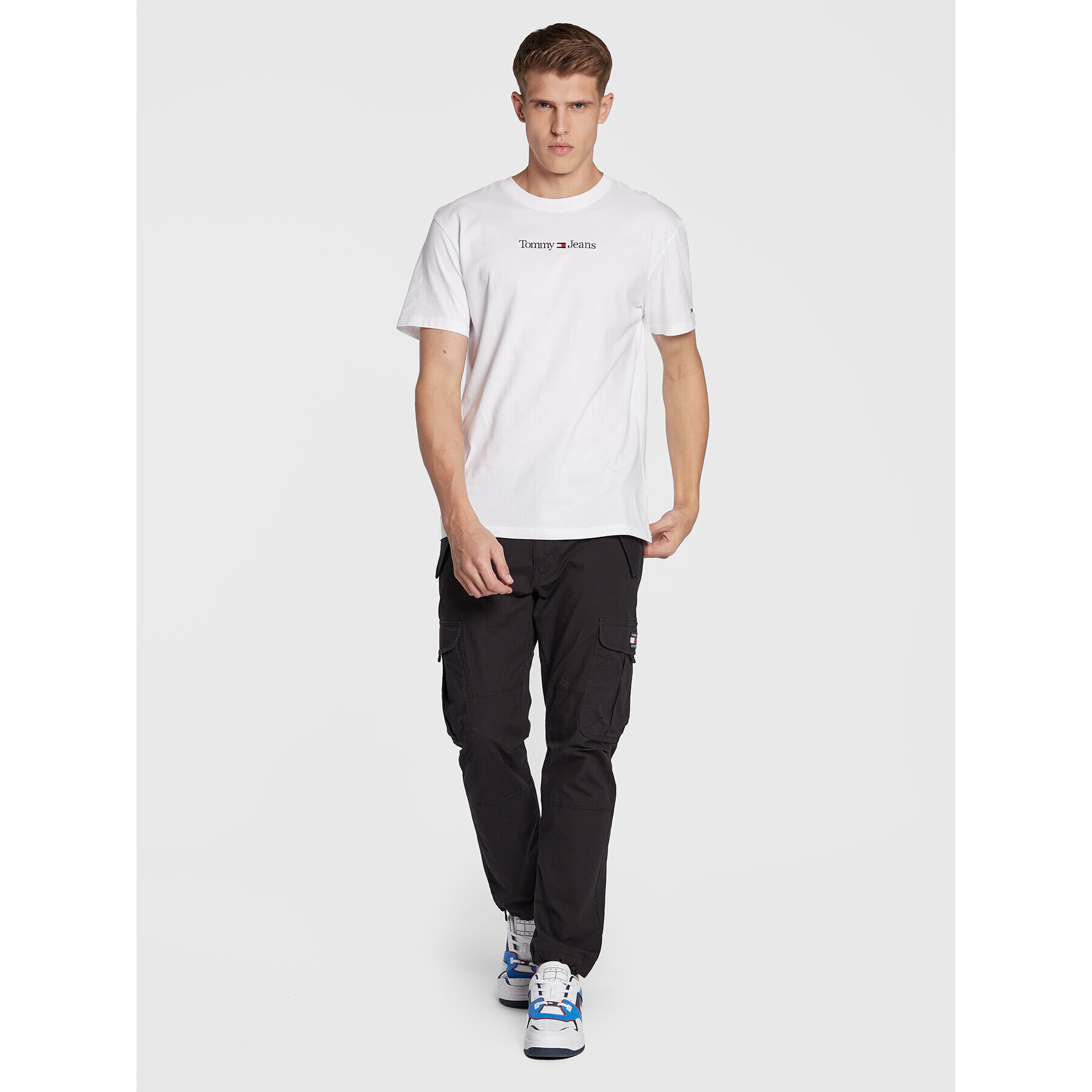 Tommy Jeans Тишърт Classic Linear Logo DM0DM14984 Бял Regular Fit - Pepit.bg