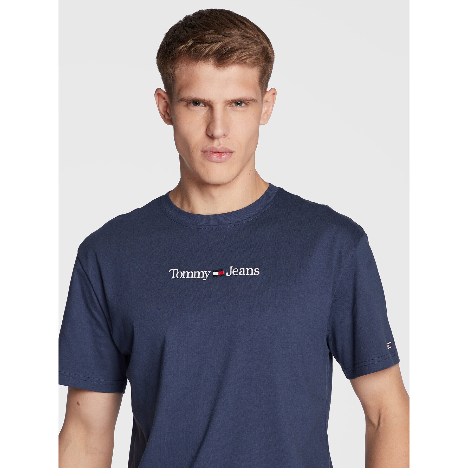 Tommy Jeans Тишърт Classic Linear Logo DM0DM14984 Тъмносин Regular Fit - Pepit.bg