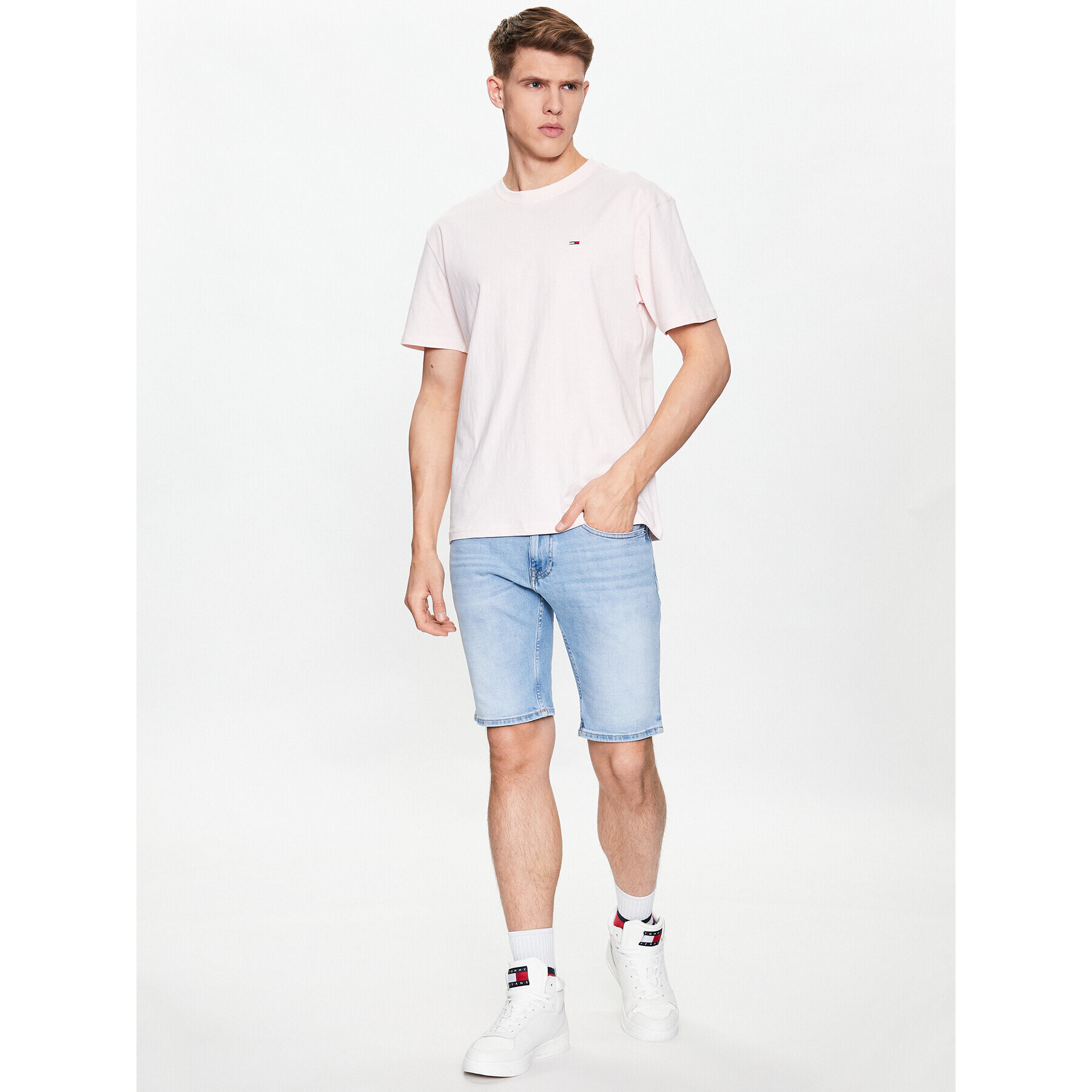 Tommy Jeans Тишърт Classic Solid DM0DM16422 Розов Regular Fit - Pepit.bg