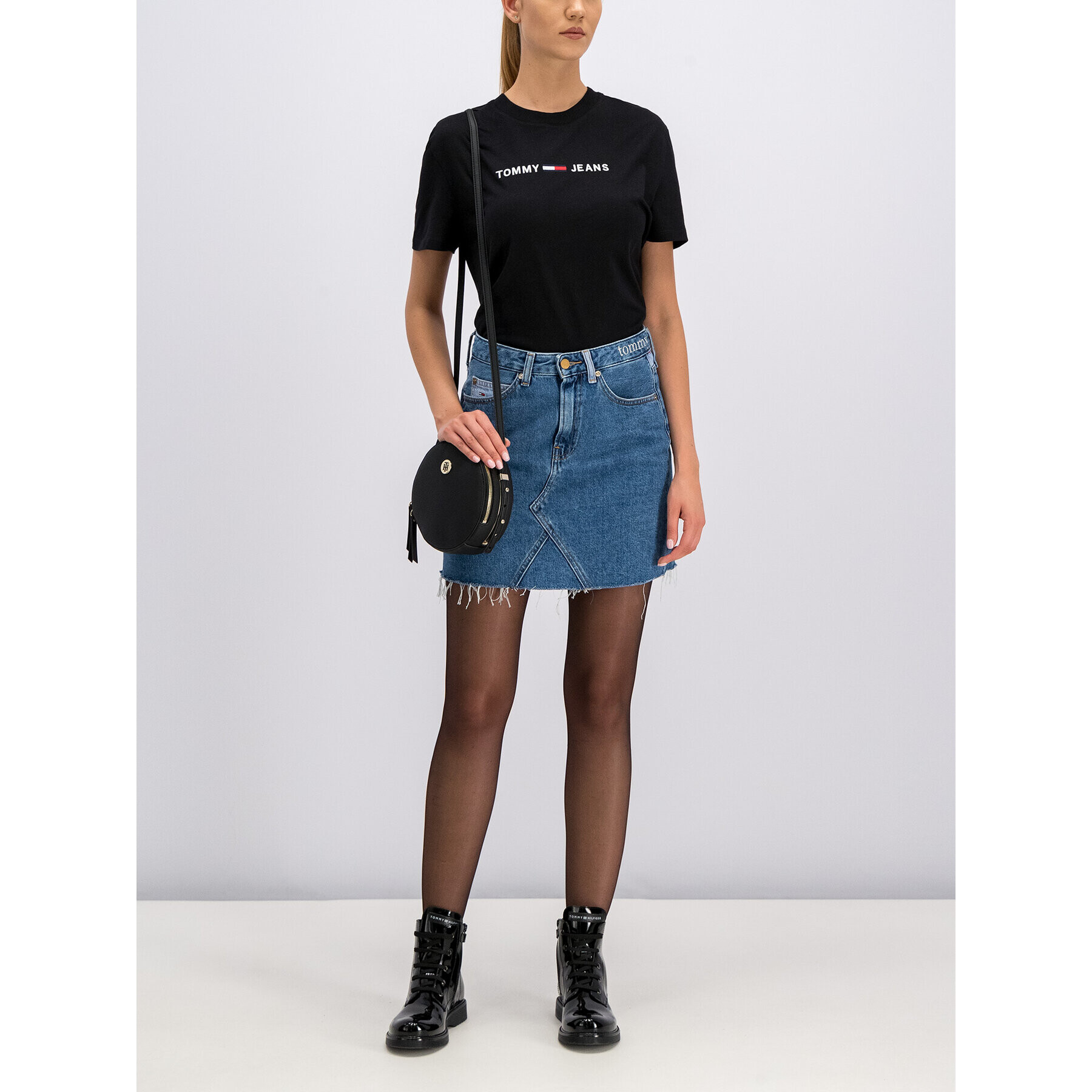 Tommy Jeans Тишърт Clean DW0DW07429 Черен Oversize - Pepit.bg