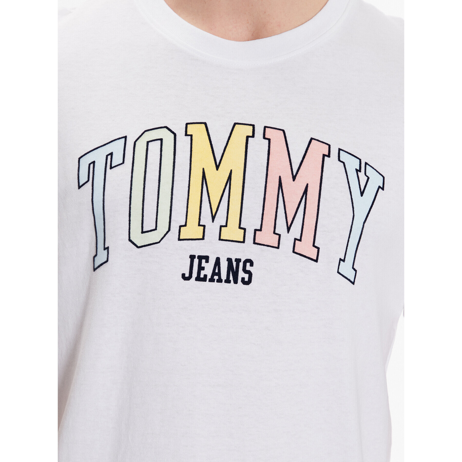 Tommy Jeans Тишърт College Pop DM0DM16401 Бял Regular Fit - Pepit.bg