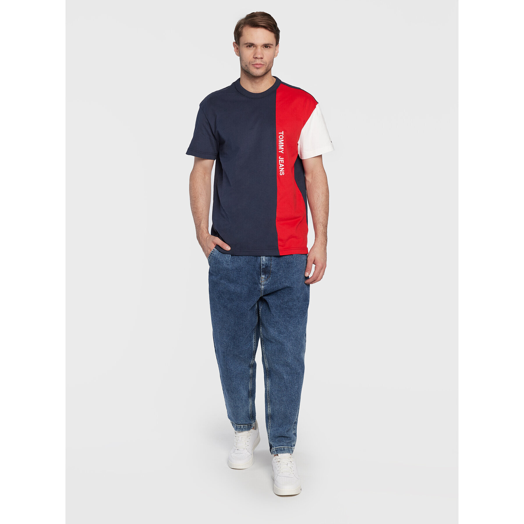 Tommy Jeans Тишърт Colorblock DM0DM11440 Цветен Relaxed Fit - Pepit.bg