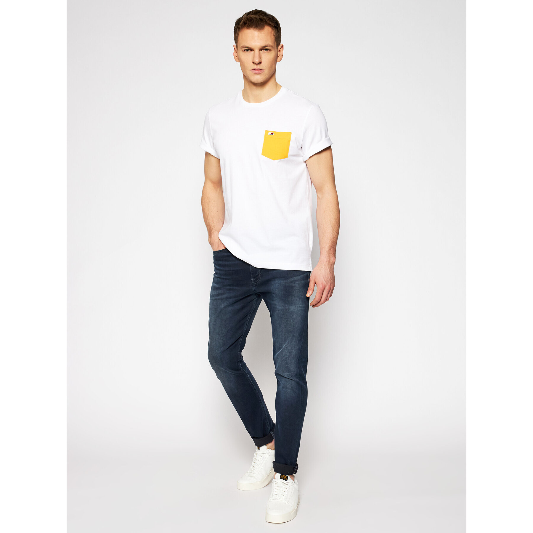 Tommy Jeans Тишърт Contrast Pocket Tee DM0DM10283 Бял Regular Fit - Pepit.bg