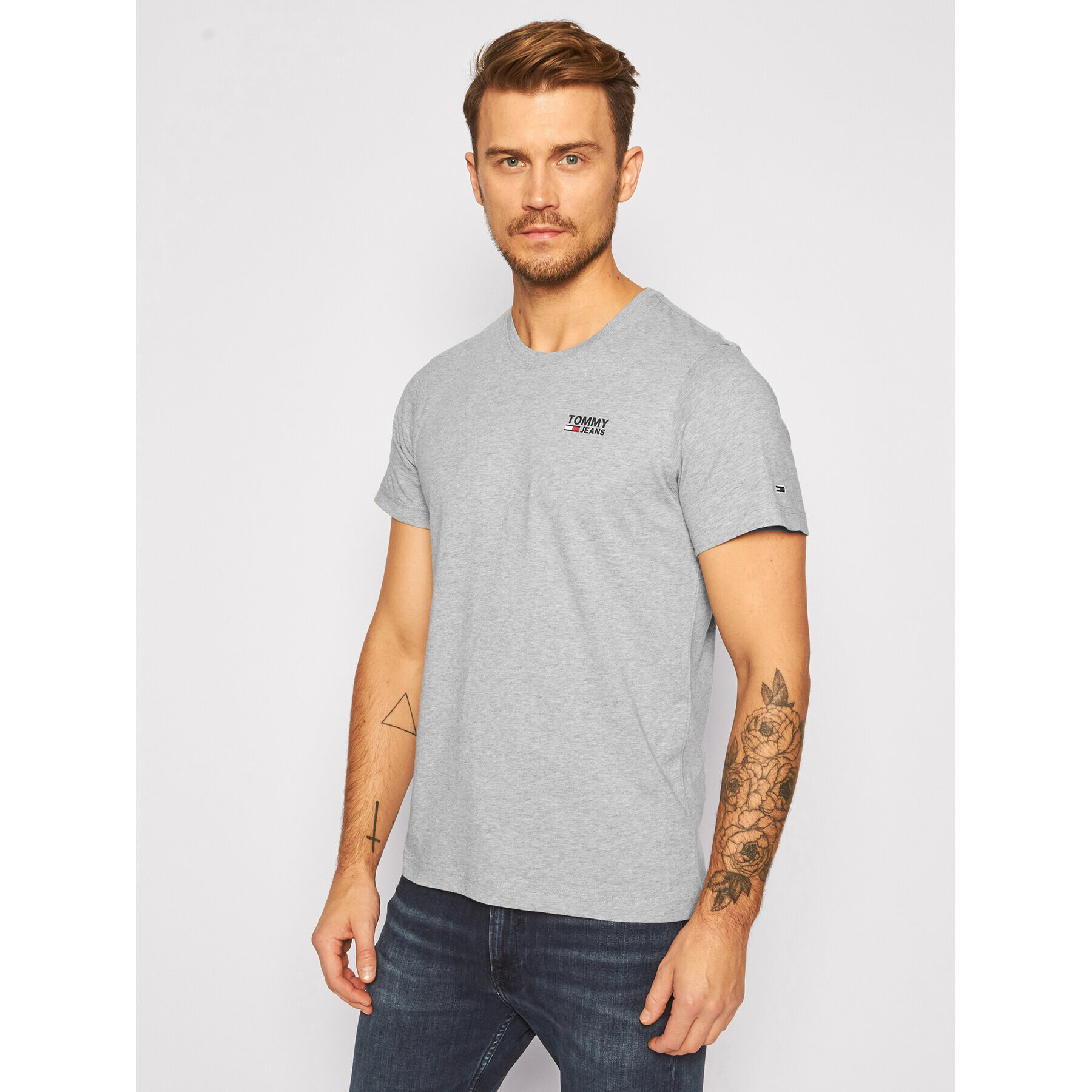 Tommy Jeans Тишърт Corp Logo C Neck DM0DM09588 Сив Regular Fit - Pepit.bg