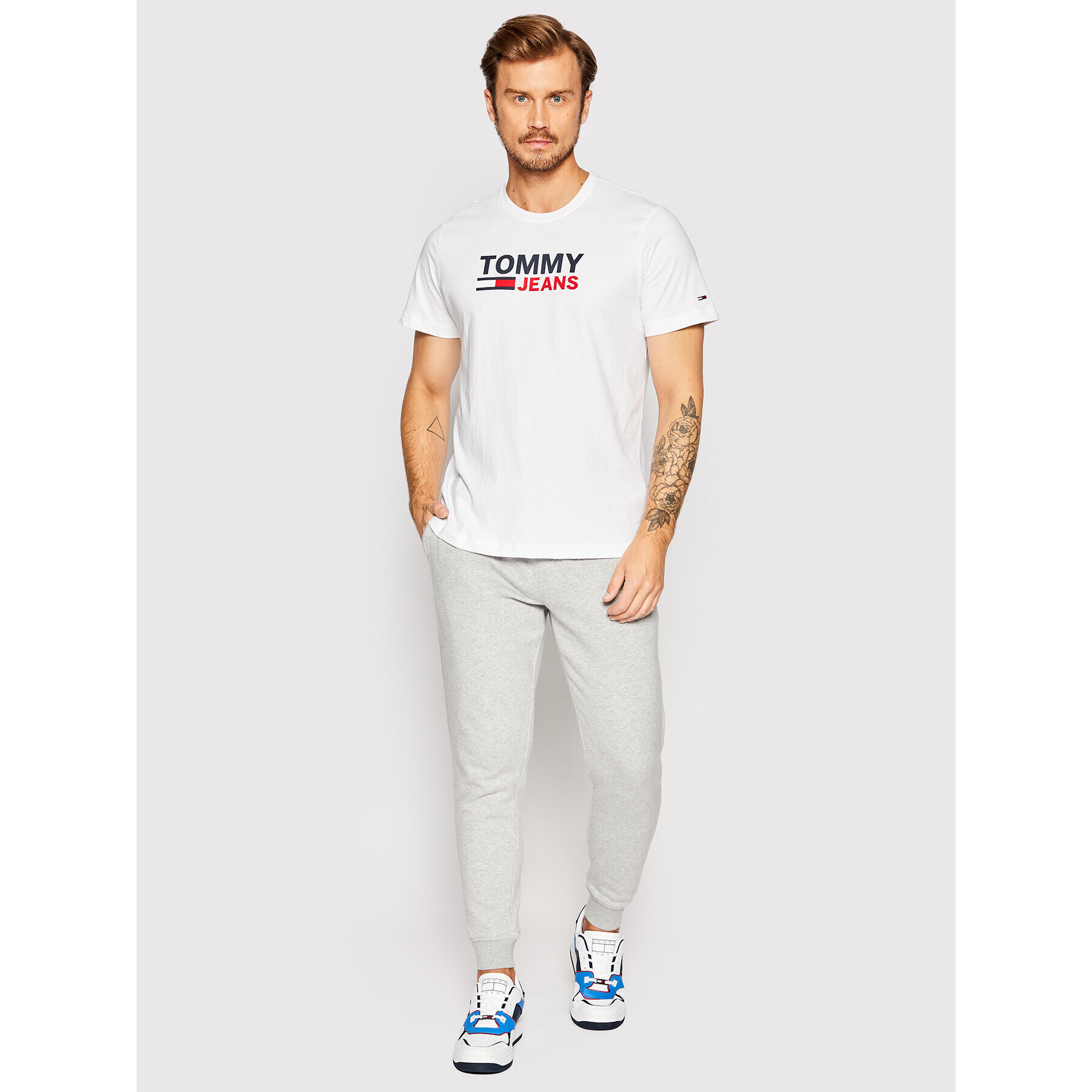 Tommy Jeans Тишърт Corp Logo DM0DM15379 Бял Regular Fit - Pepit.bg