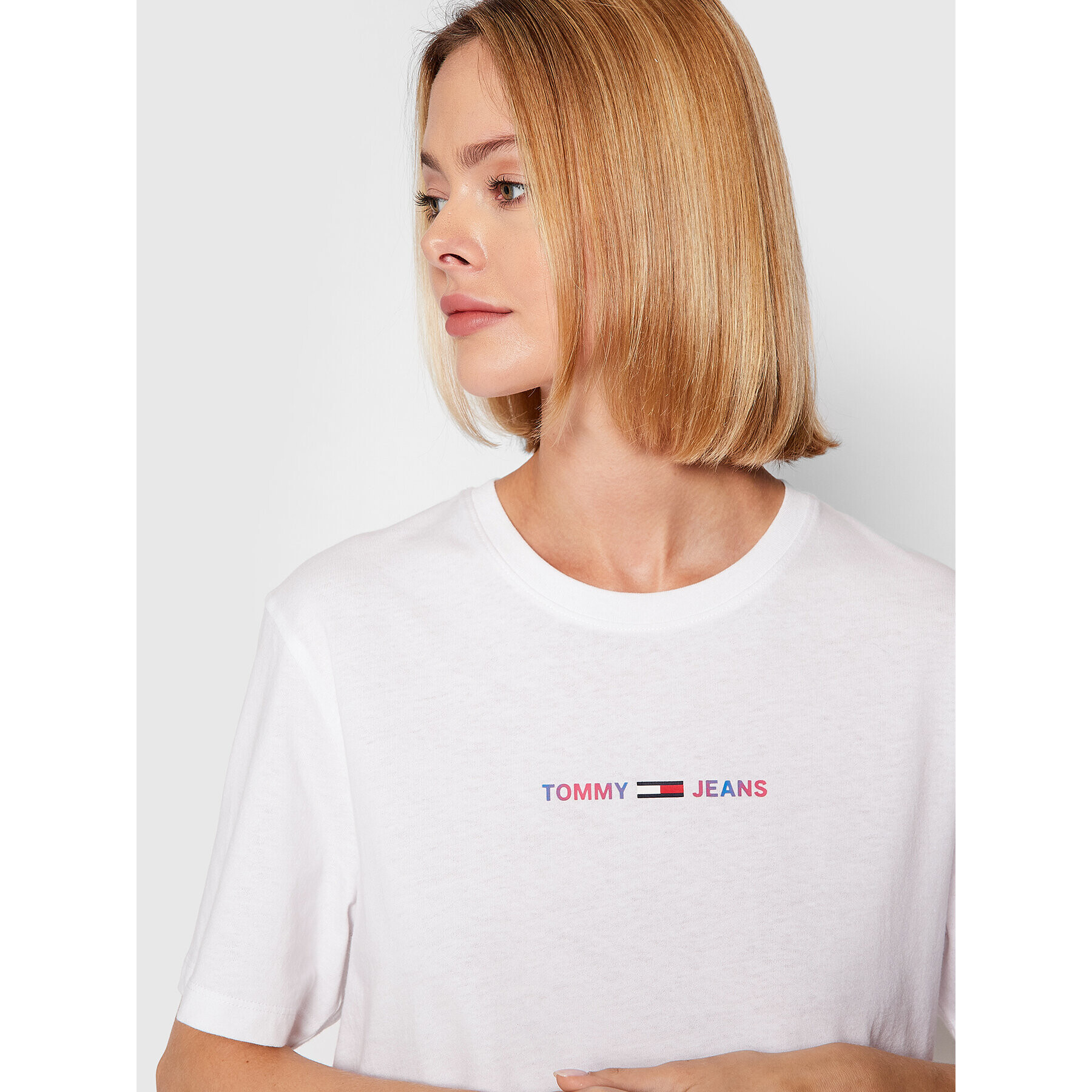 Tommy Jeans Тишърт Crop Multi Linear DW0DW10437 Бял Regular Fit - Pepit.bg