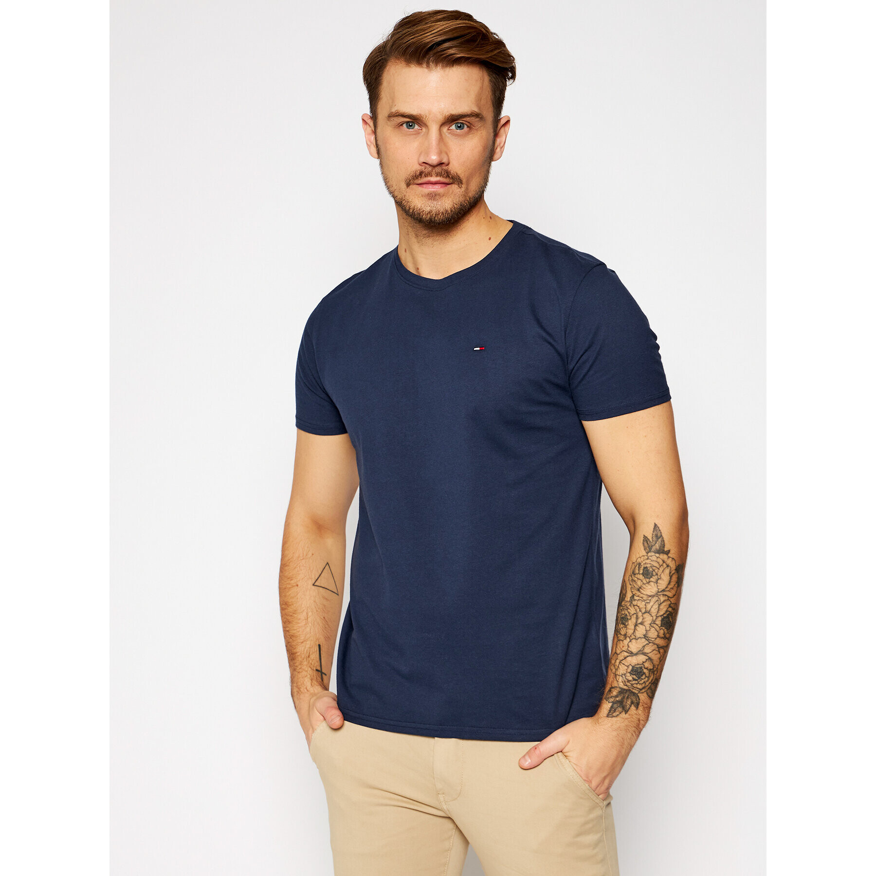 Tommy Jeans Тишърт DM0DM04411 Тъмносин Regular Fit - Pepit.bg