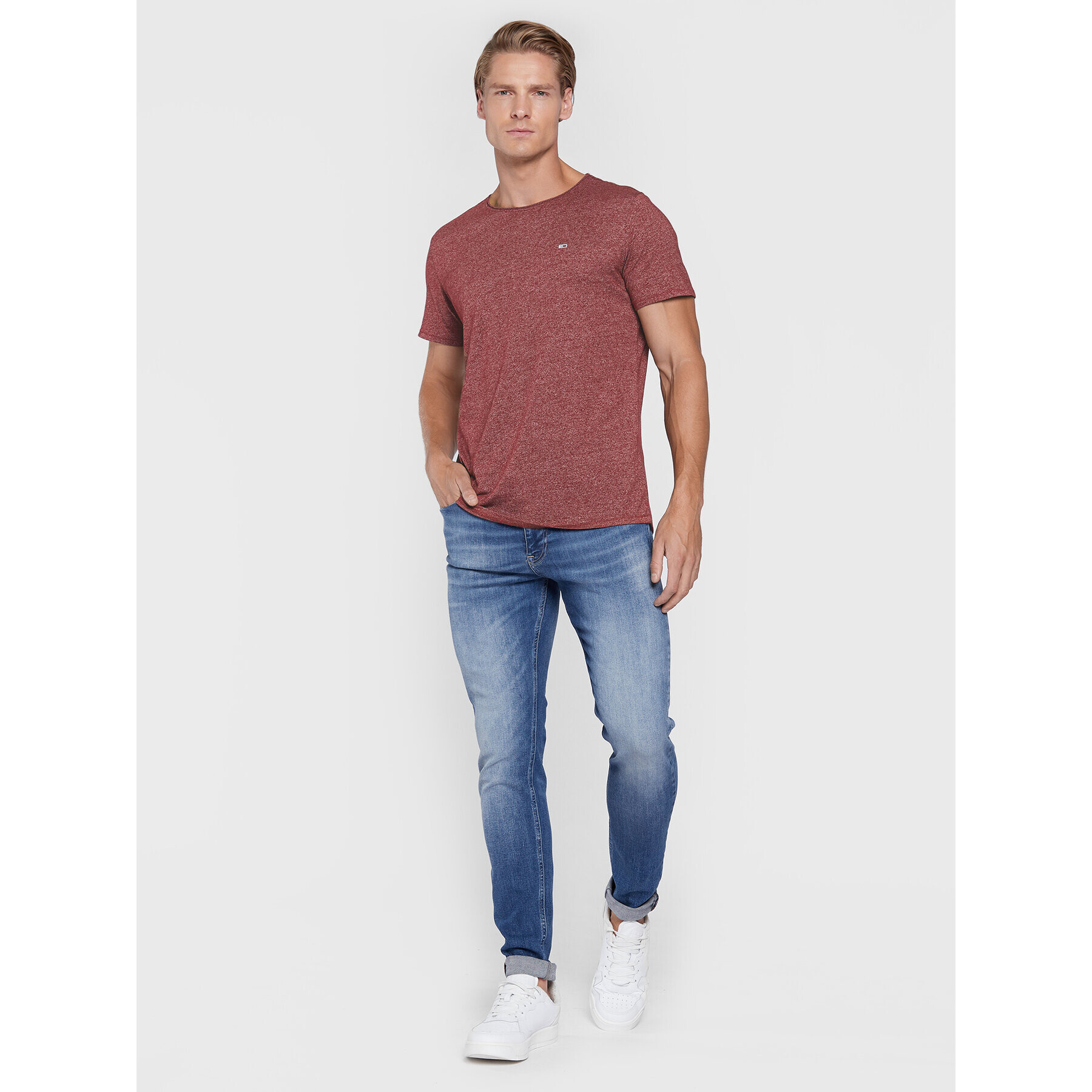 Tommy Jeans Тишърт DM0DM09586 Бордо Slim Fit - Pepit.bg
