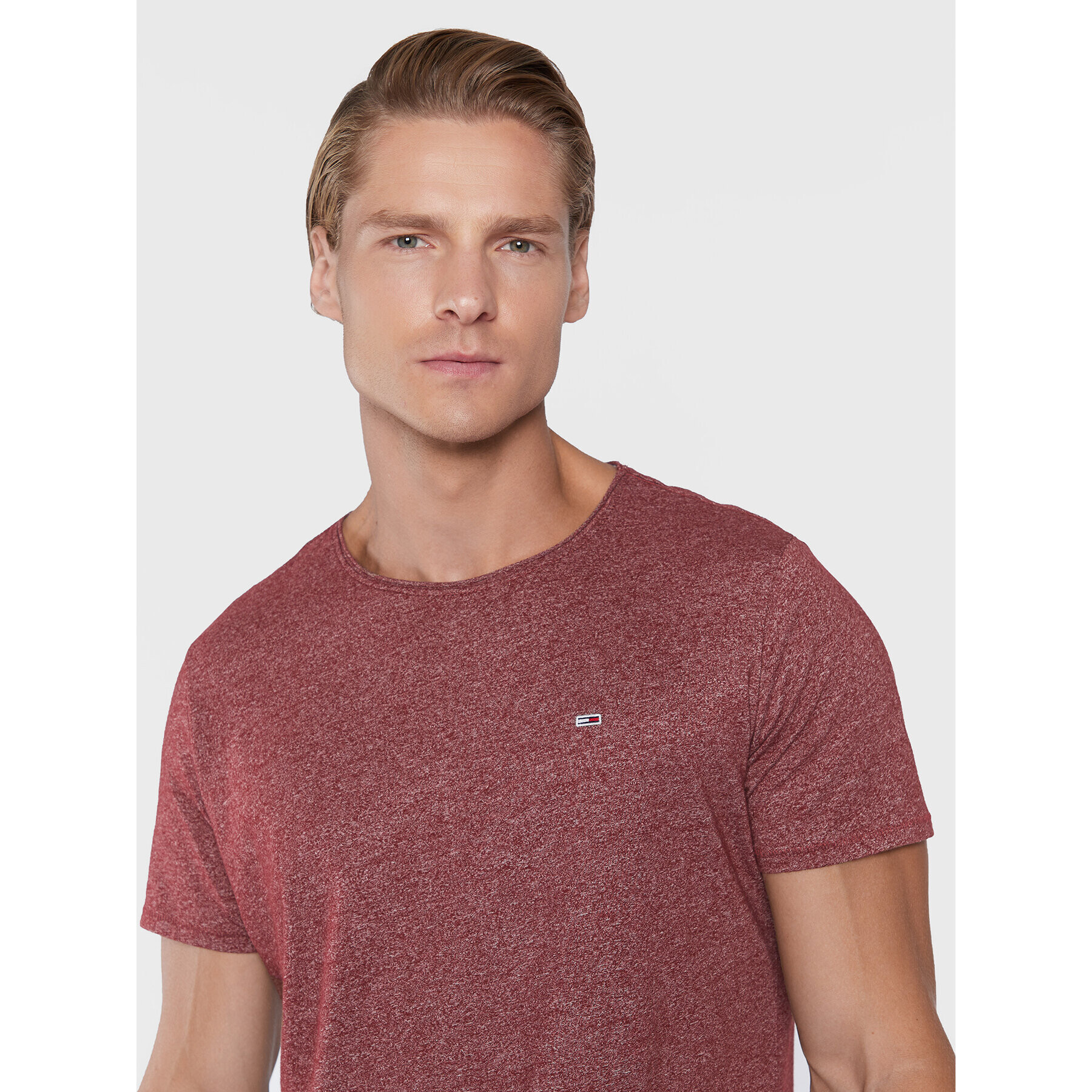 Tommy Jeans Тишърт DM0DM09586 Бордо Slim Fit - Pepit.bg