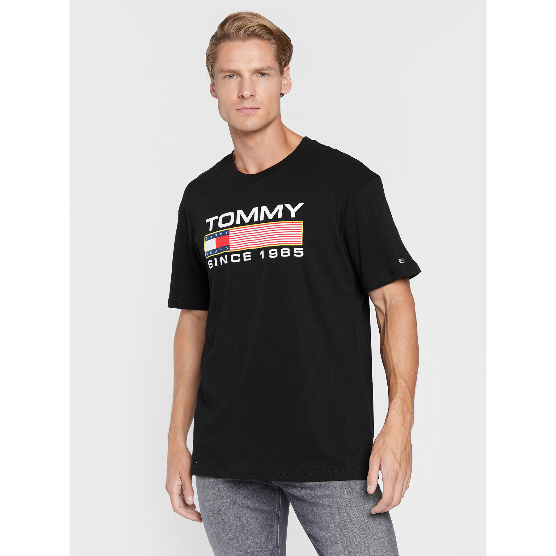 Tommy Jeans Тишърт DM0DM14991 Черен Regular Fit - Pepit.bg