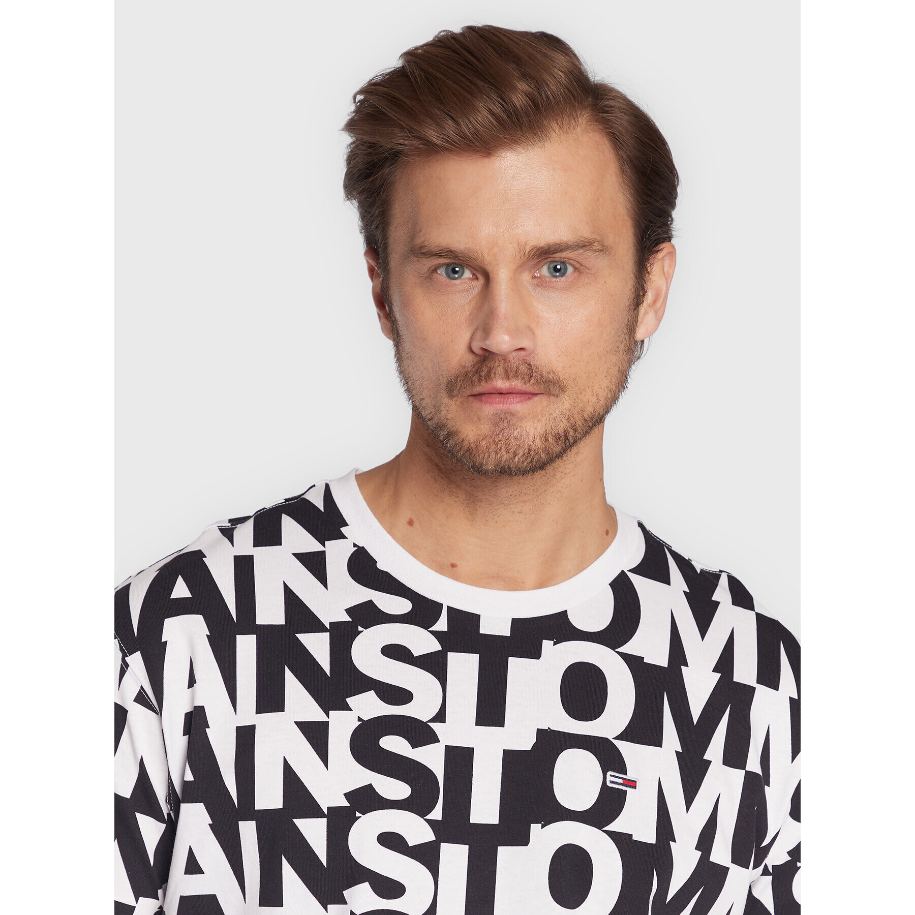 Tommy Jeans Тишърт DM0DM15159 Бял Relaxed Fit - Pepit.bg