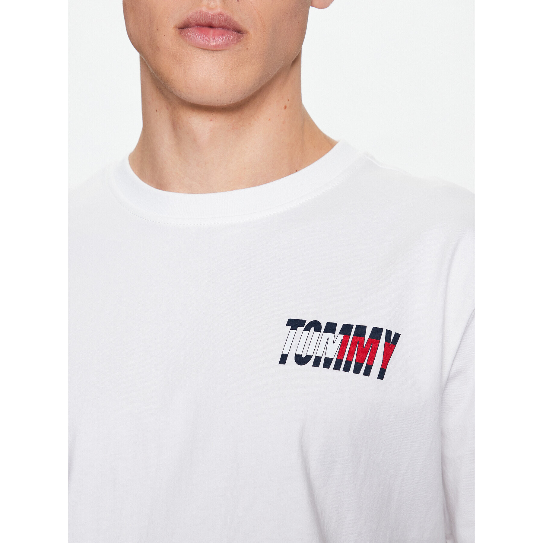 Tommy Jeans Тишърт DM0DM16408 Бял Regular Fit - Pepit.bg