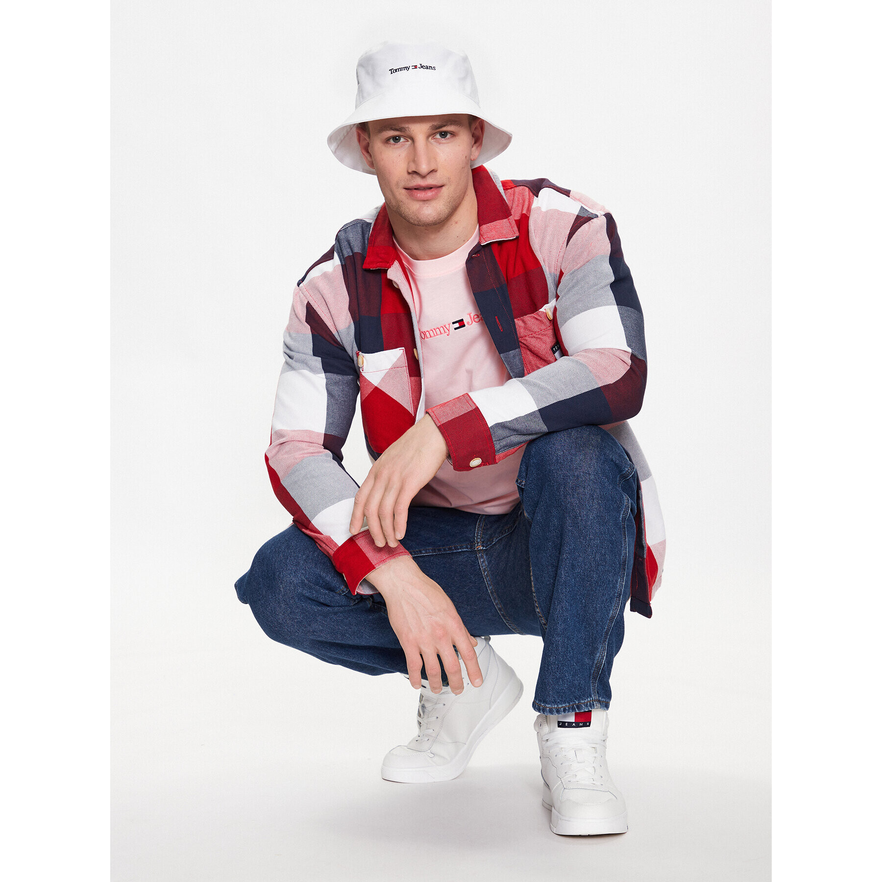 Tommy Jeans Тишърт DM0DM16825 Розов Regular Fit - Pepit.bg