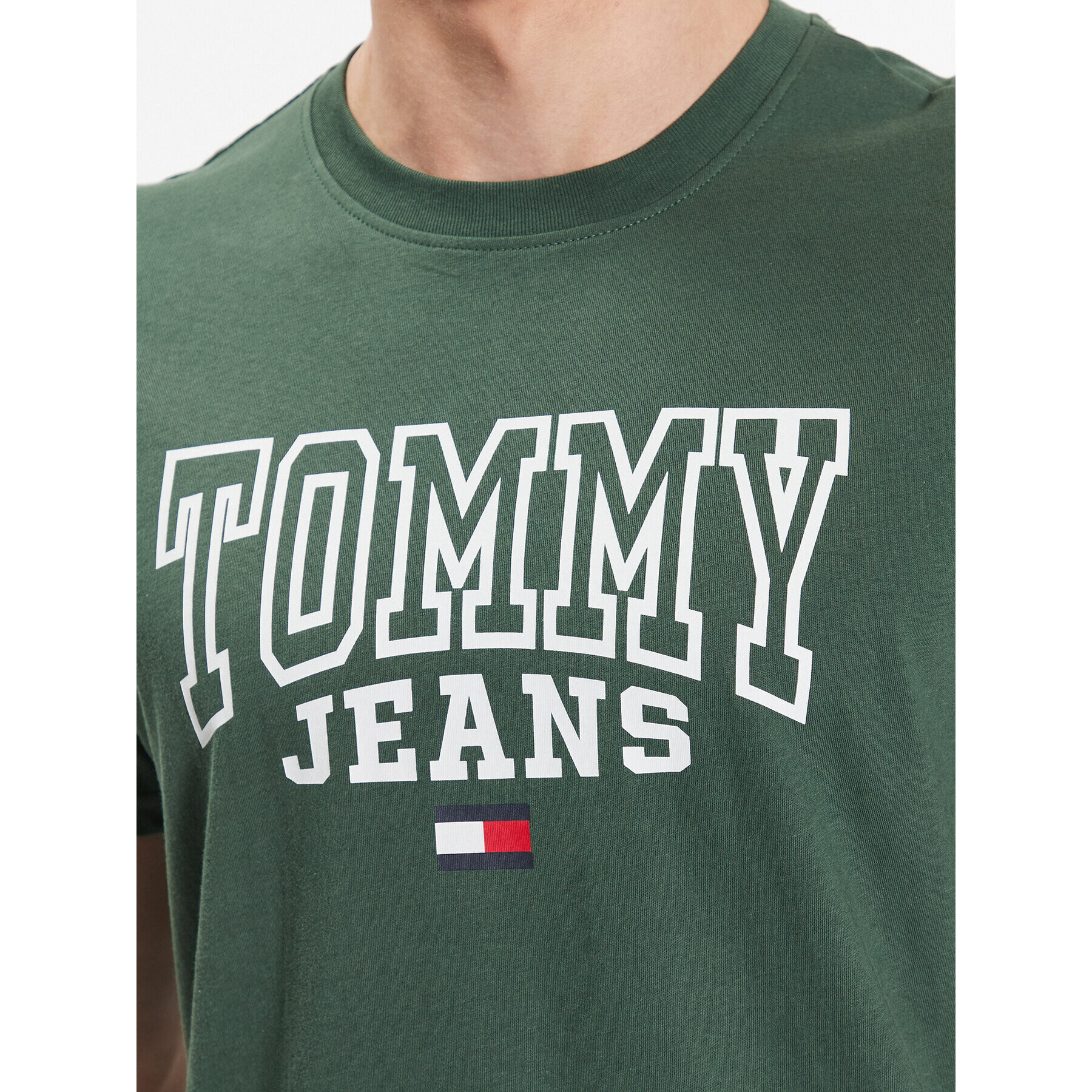 Tommy Jeans Тишърт DM0DM16831 Зелен Regular Fit - Pepit.bg