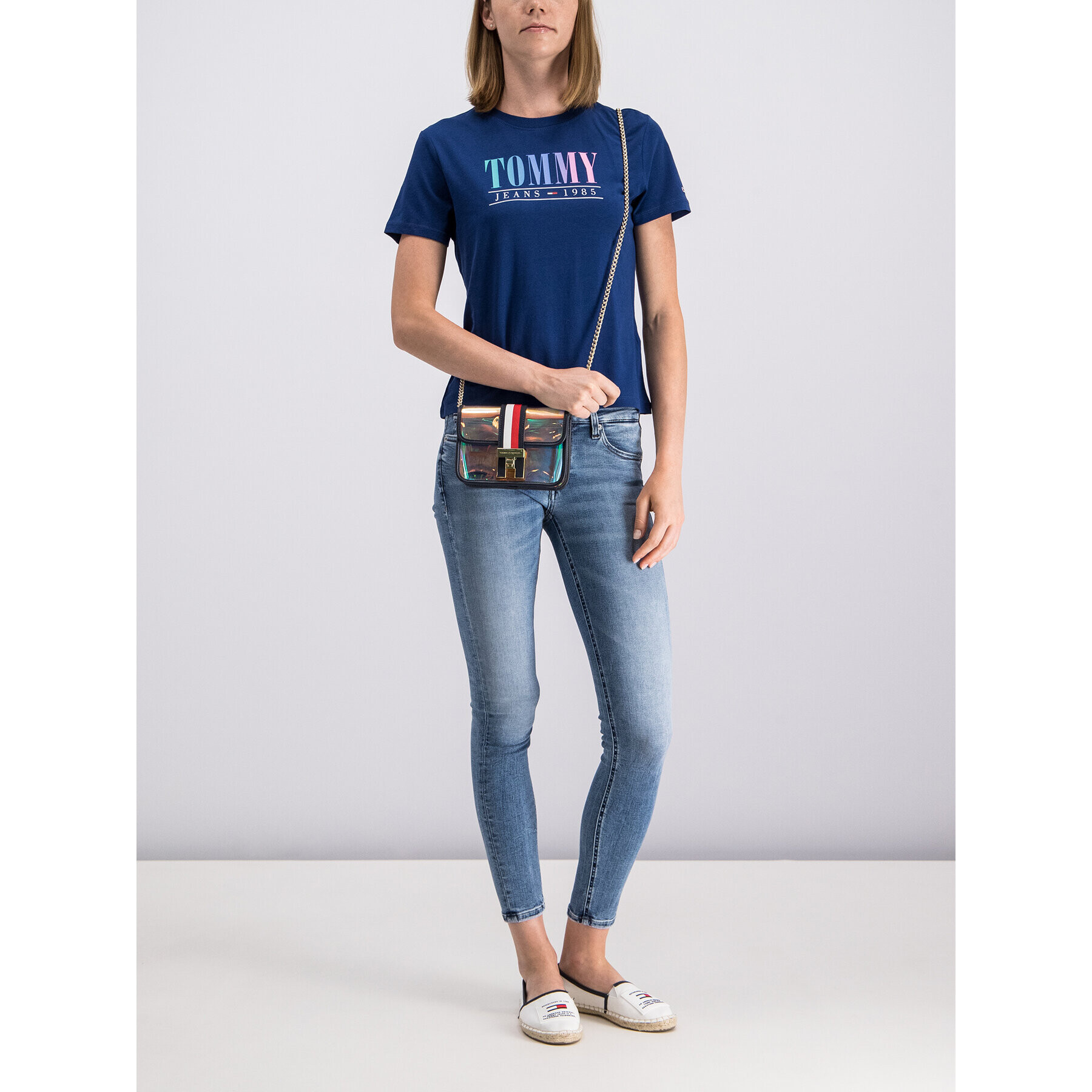 Tommy Jeans Тишърт DW0DW06699 Тъмносин Regular Fit - Pepit.bg