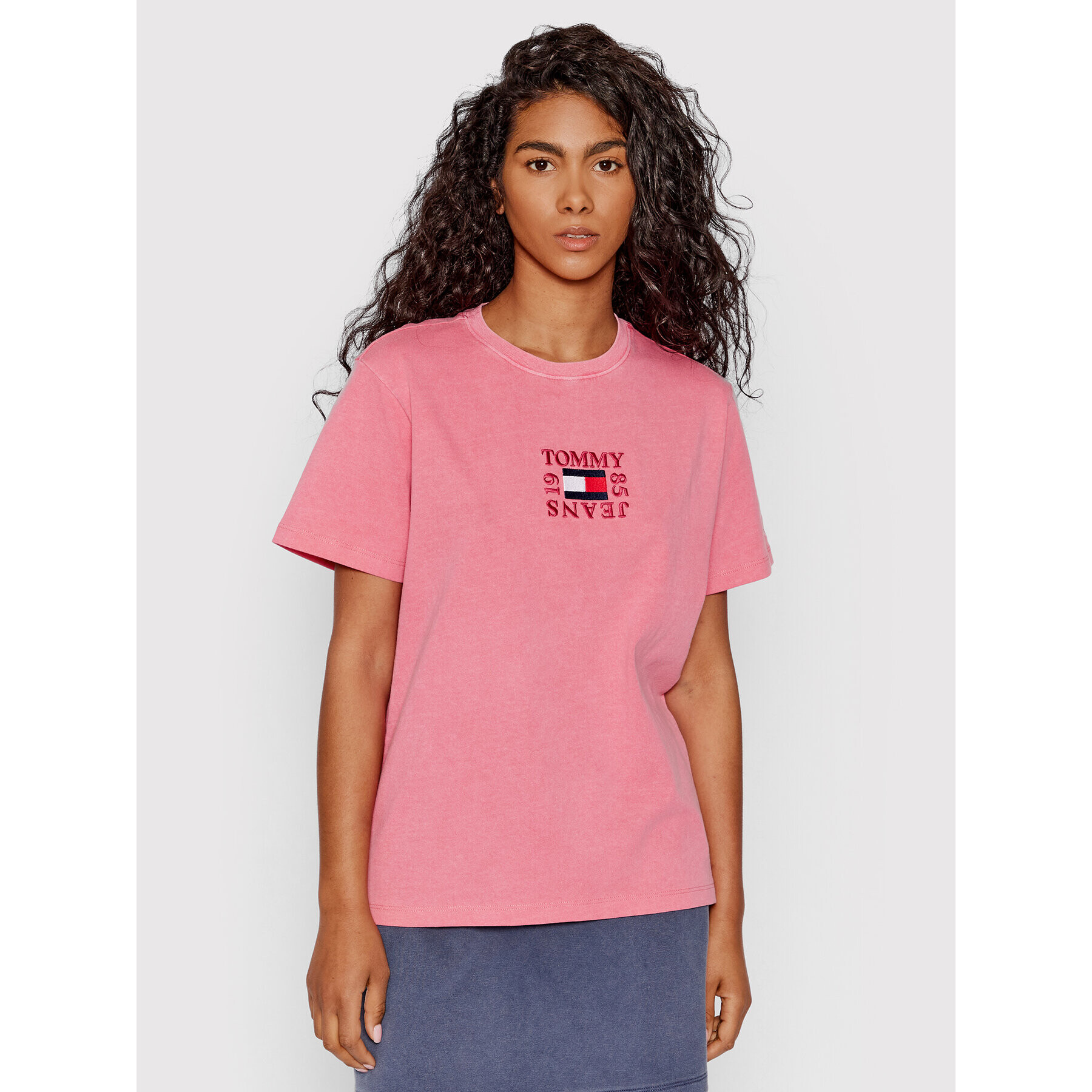 Tommy Jeans Тишърт DW0DW12840 Розов Loose Fit - Pepit.bg