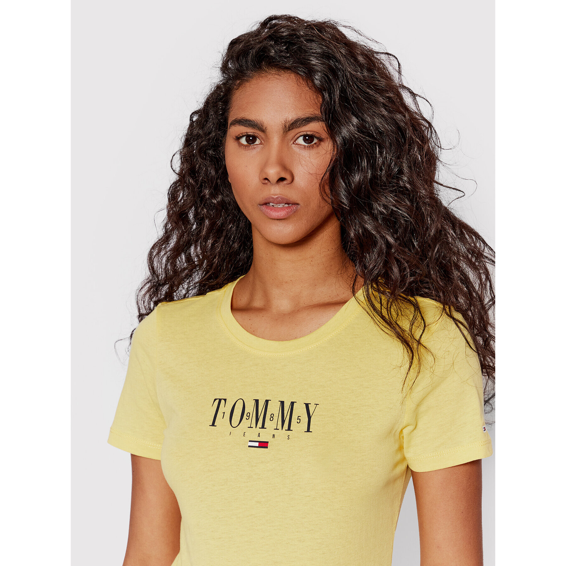 Tommy Jeans Тишърт DW0DW12842 Жълт Slim Fit - Pepit.bg