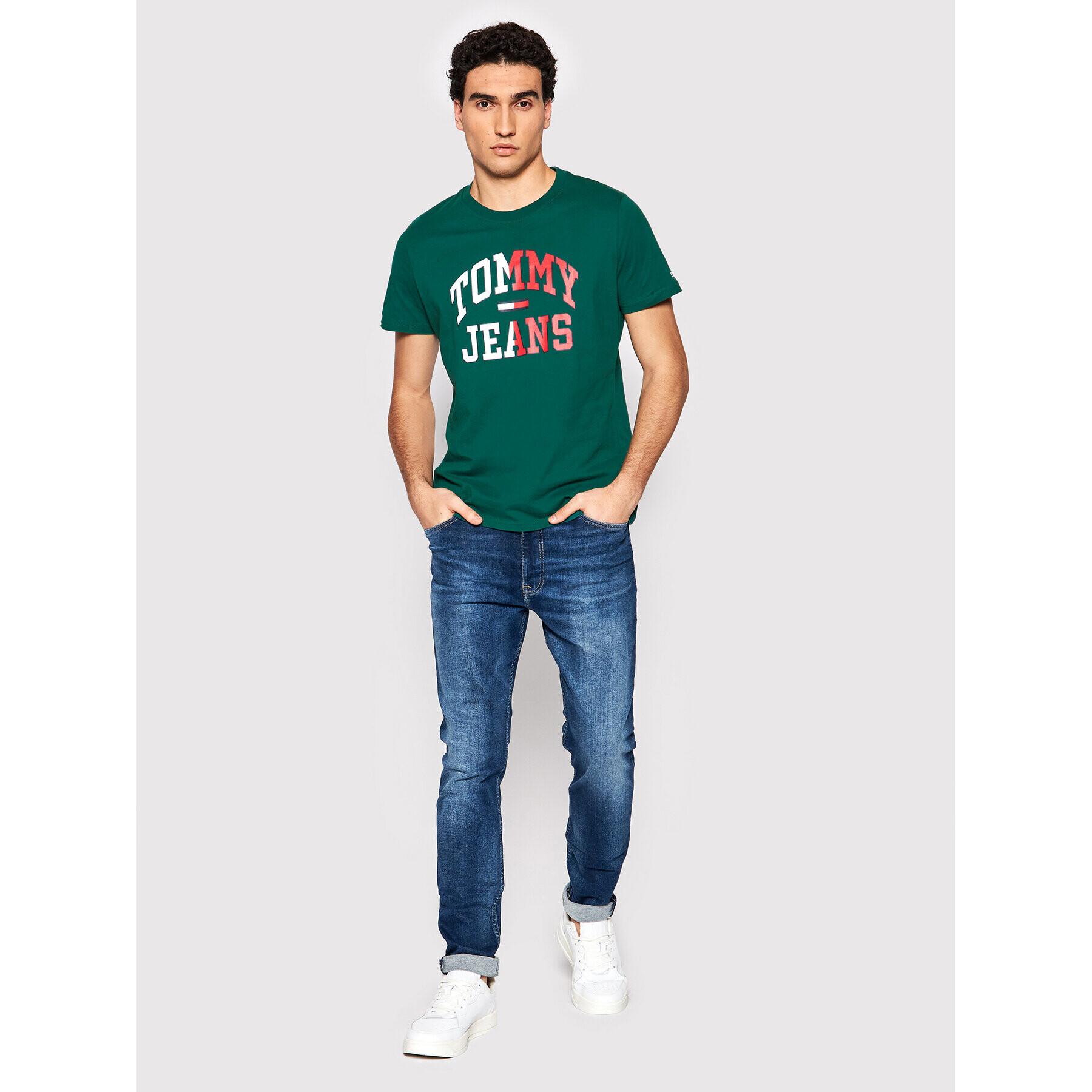 Tommy Jeans Тишърт Entry Collegiate DM0DM12421 Зелен Regular Fit - Pepit.bg