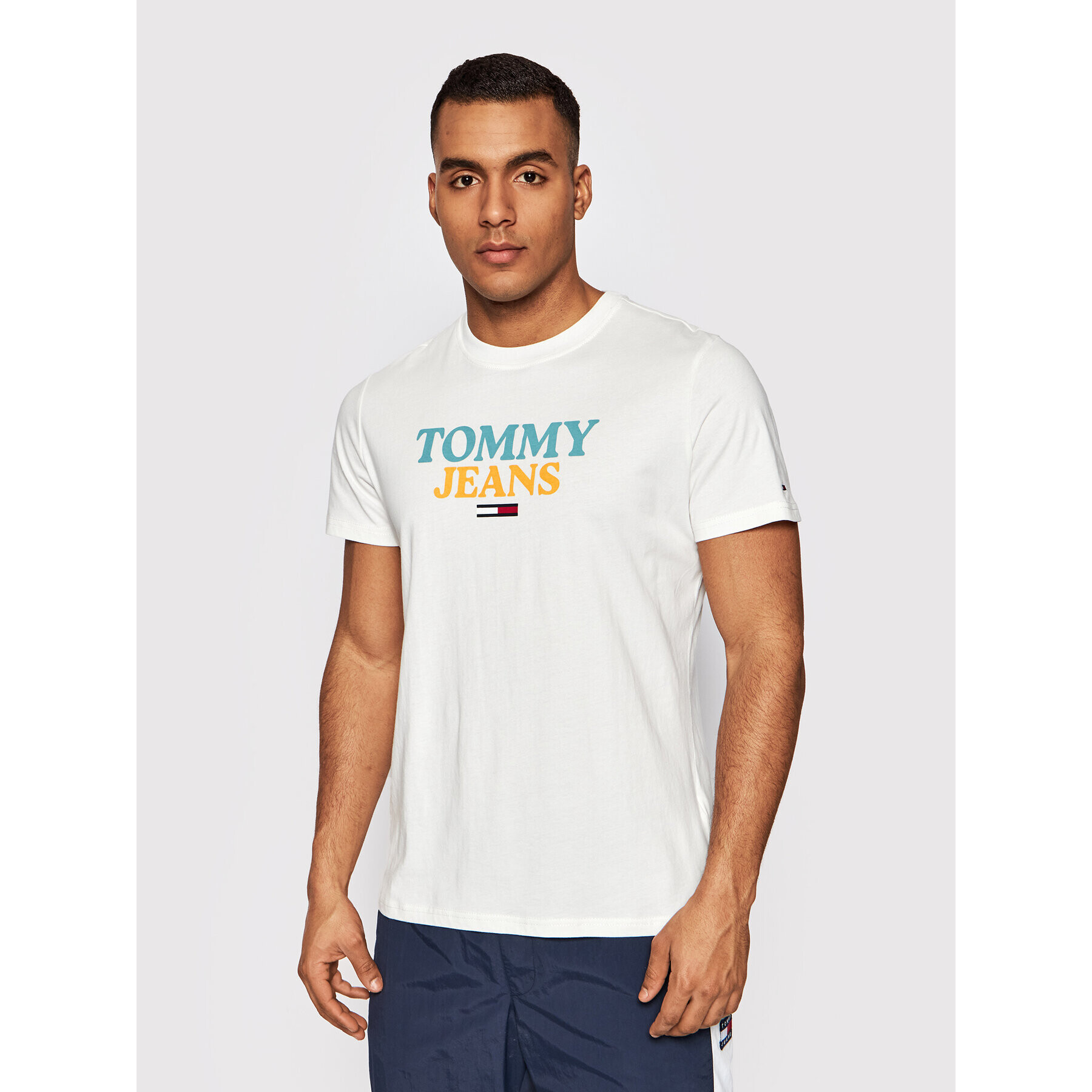 Tommy Jeans Тишърт Entry Graphic DM0DM12853 Бял Regular Fit - Pepit.bg