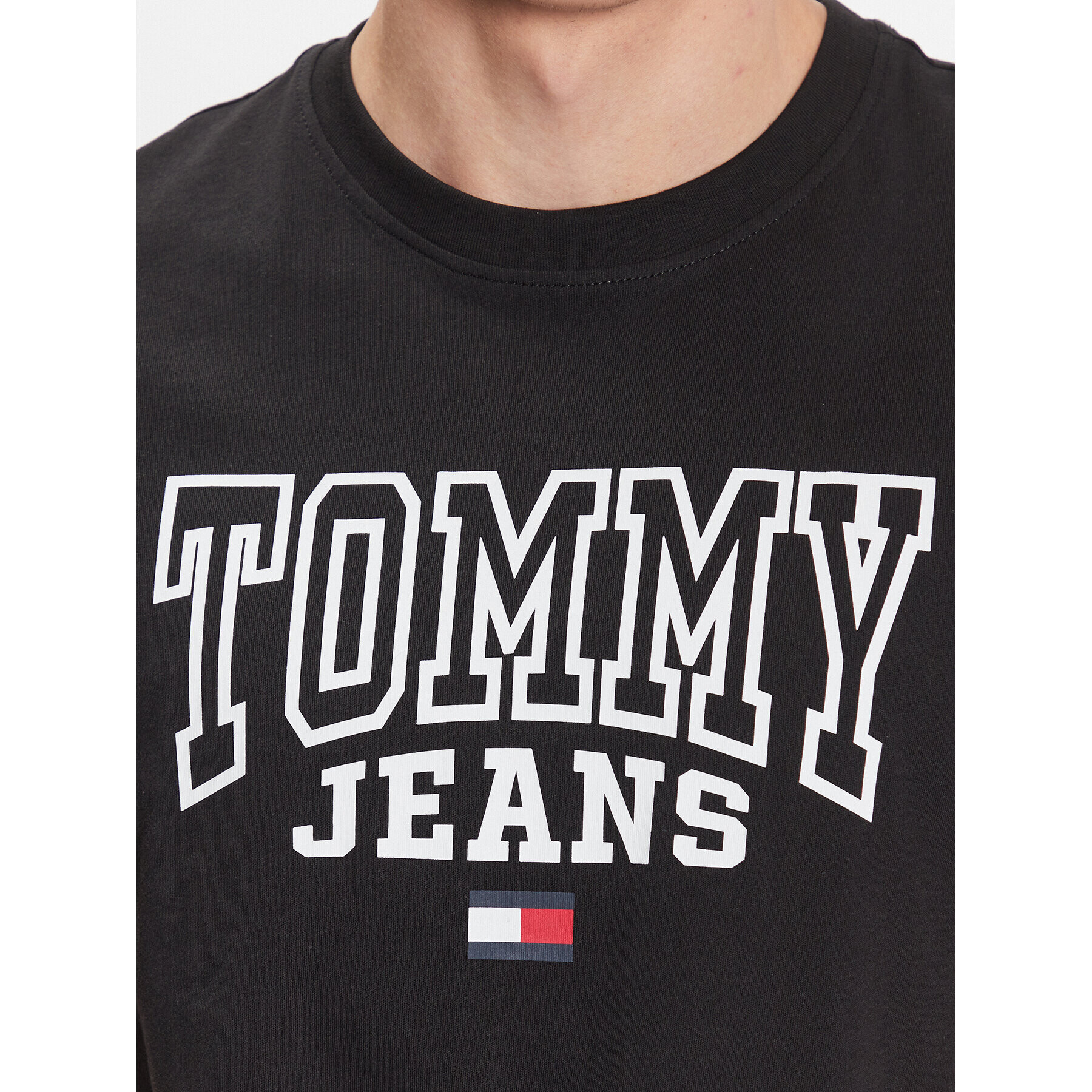 Tommy Jeans Тишърт Entry Graphic DM0DM16831 Черен Regular Fit - Pepit.bg