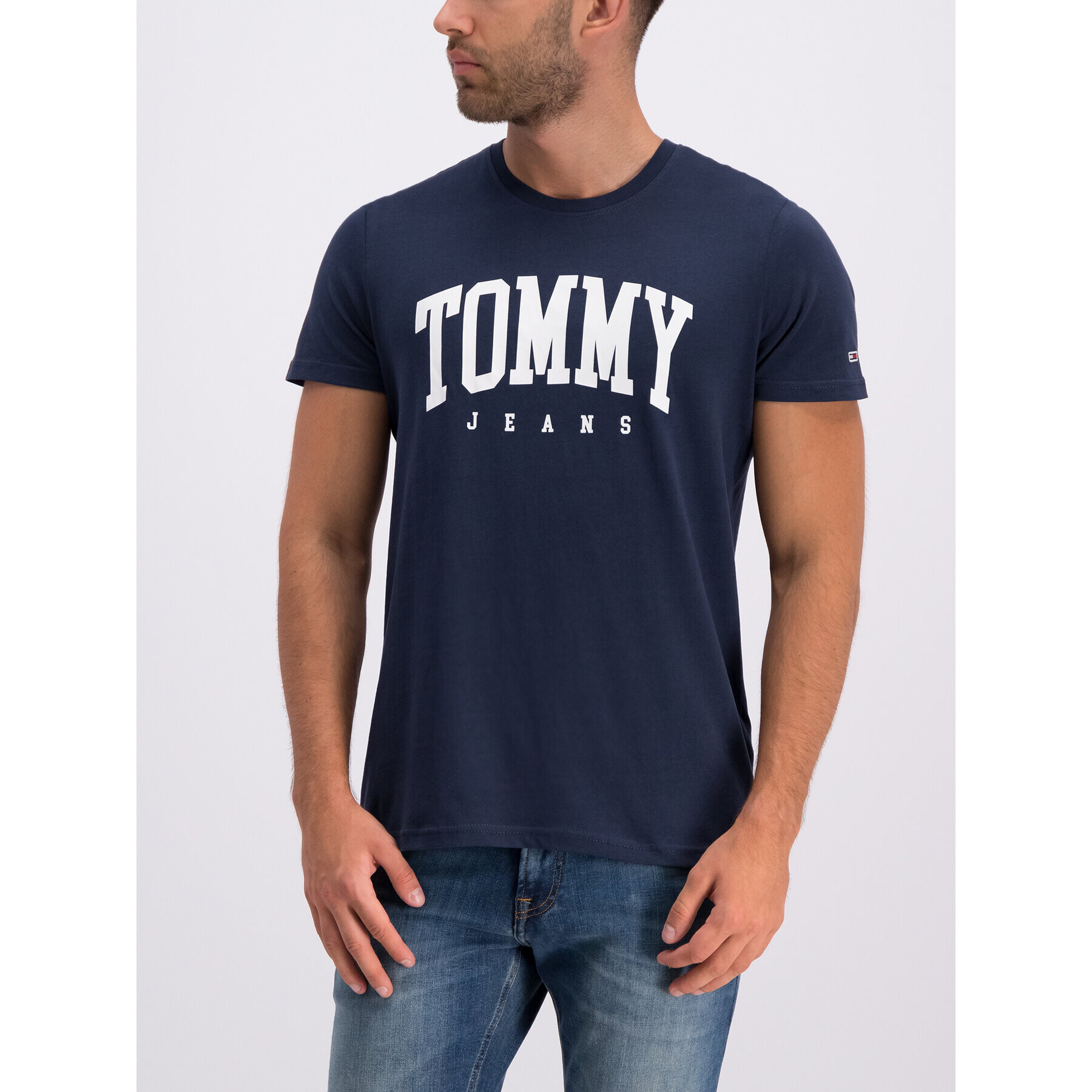 Tommy Jeans Тишърт Essential DM0DM06501 Тъмносин Regular Fit - Pepit.bg