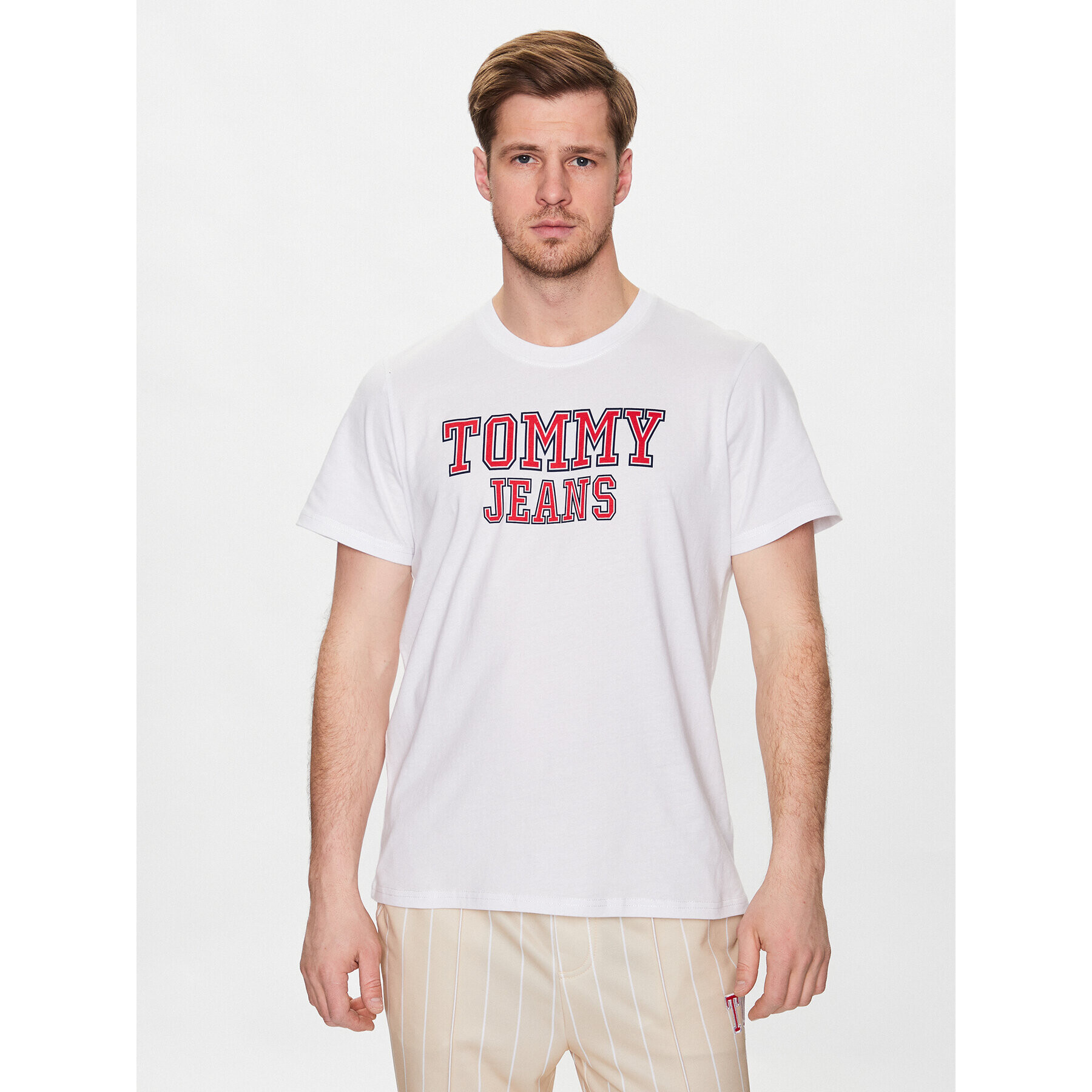 Tommy Jeans Тишърт Essential DM0DM16405 Бял Regular Fit - Pepit.bg