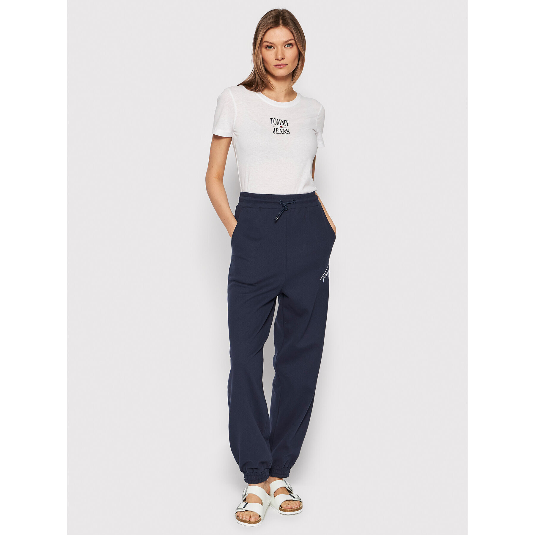 Tommy Jeans Тишърт Essential DW0DW12829 Бял Slim Fit - Pepit.bg