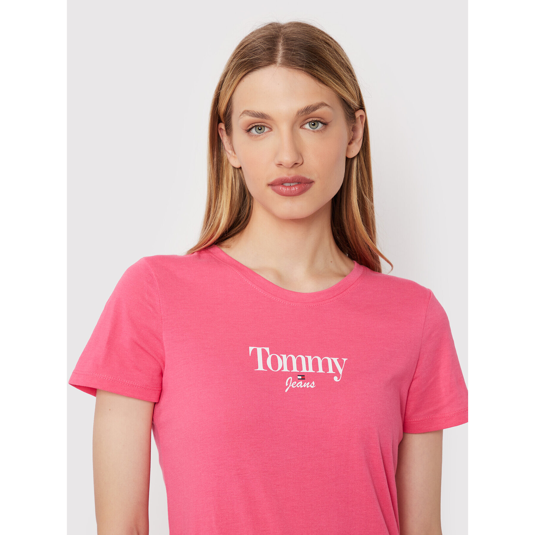 Tommy Jeans Тишърт Essential Logo DW0DW13696 Розов Slim Fit - Pepit.bg