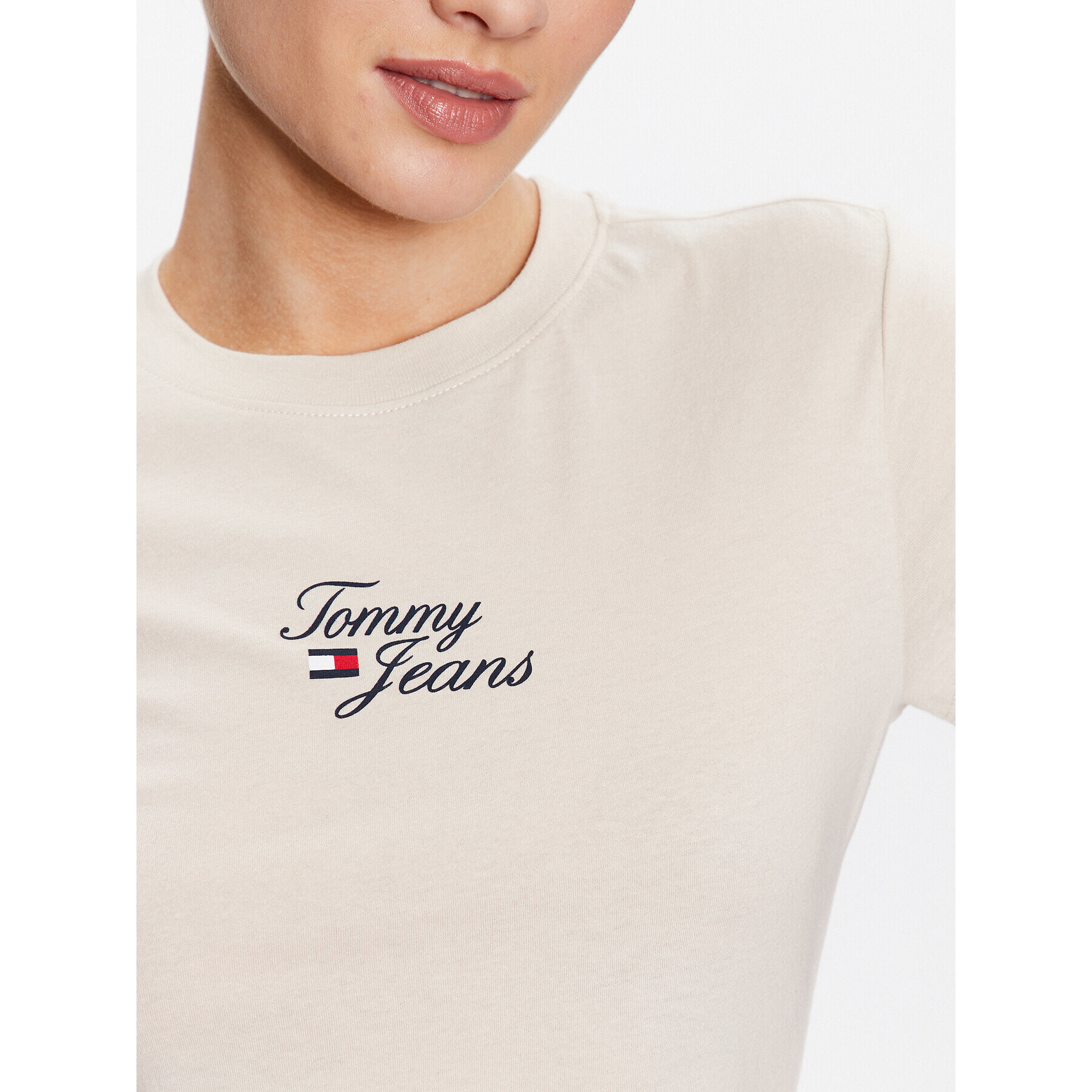 Tommy Jeans Тишърт Essential Logo DW0DW15441 Бежов Regular Fit - Pepit.bg
