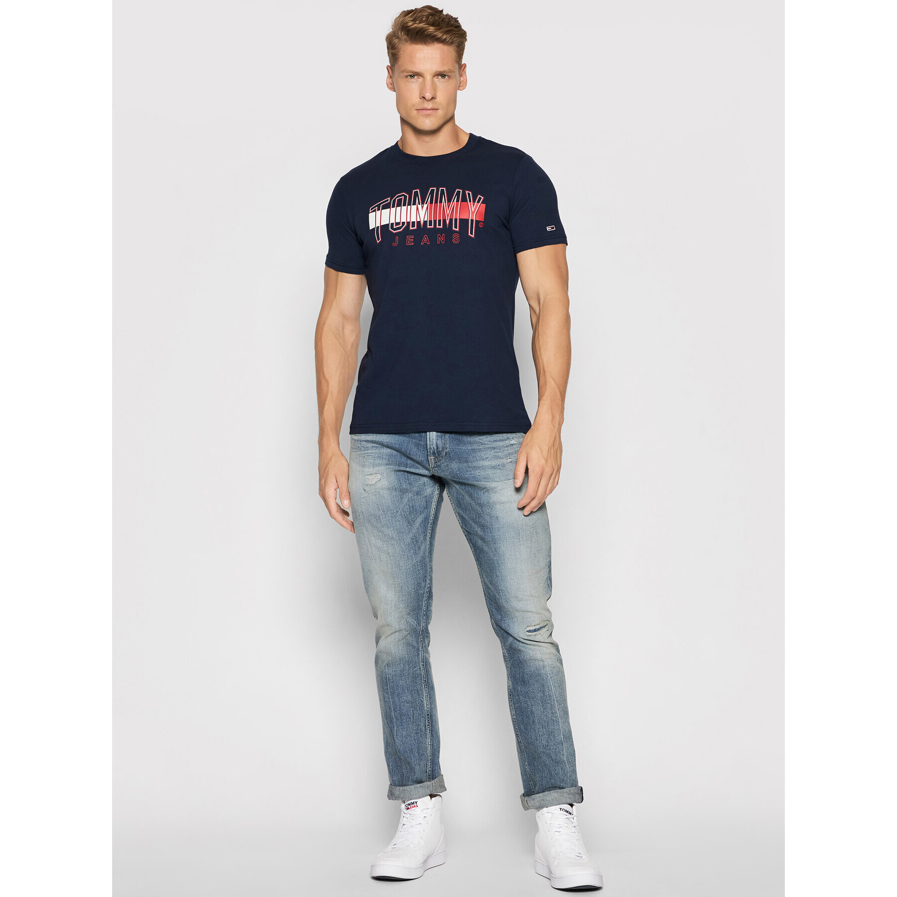 Tommy Jeans Тишърт Flag DM0DM09717 Тъмносин Regular Fit - Pepit.bg