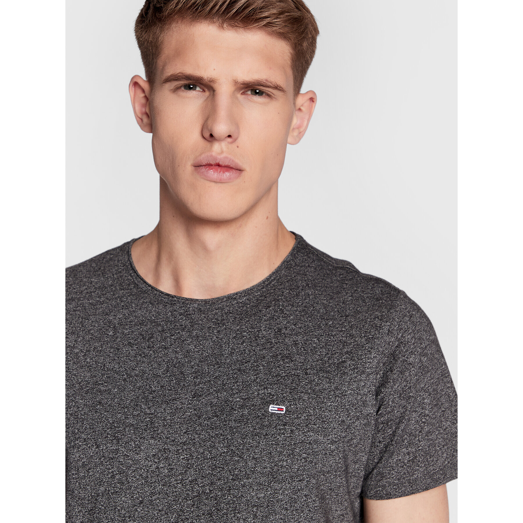 Tommy Jeans Тишърт Jaspe DM0DM09586 Сив Slim Fit - Pepit.bg