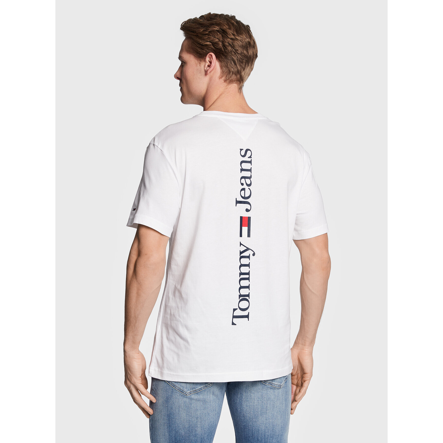 Tommy Jeans Тишърт Linear Back Logo DM0DM15678 Бял Regular Fit - Pepit.bg