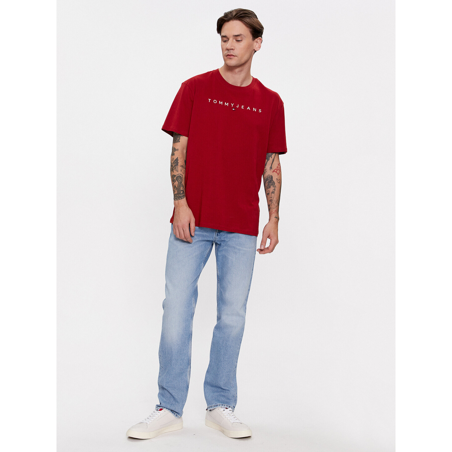 Tommy Jeans Тишърт Linear Logo DM0DM17993 Червен Regular Fit - Pepit.bg