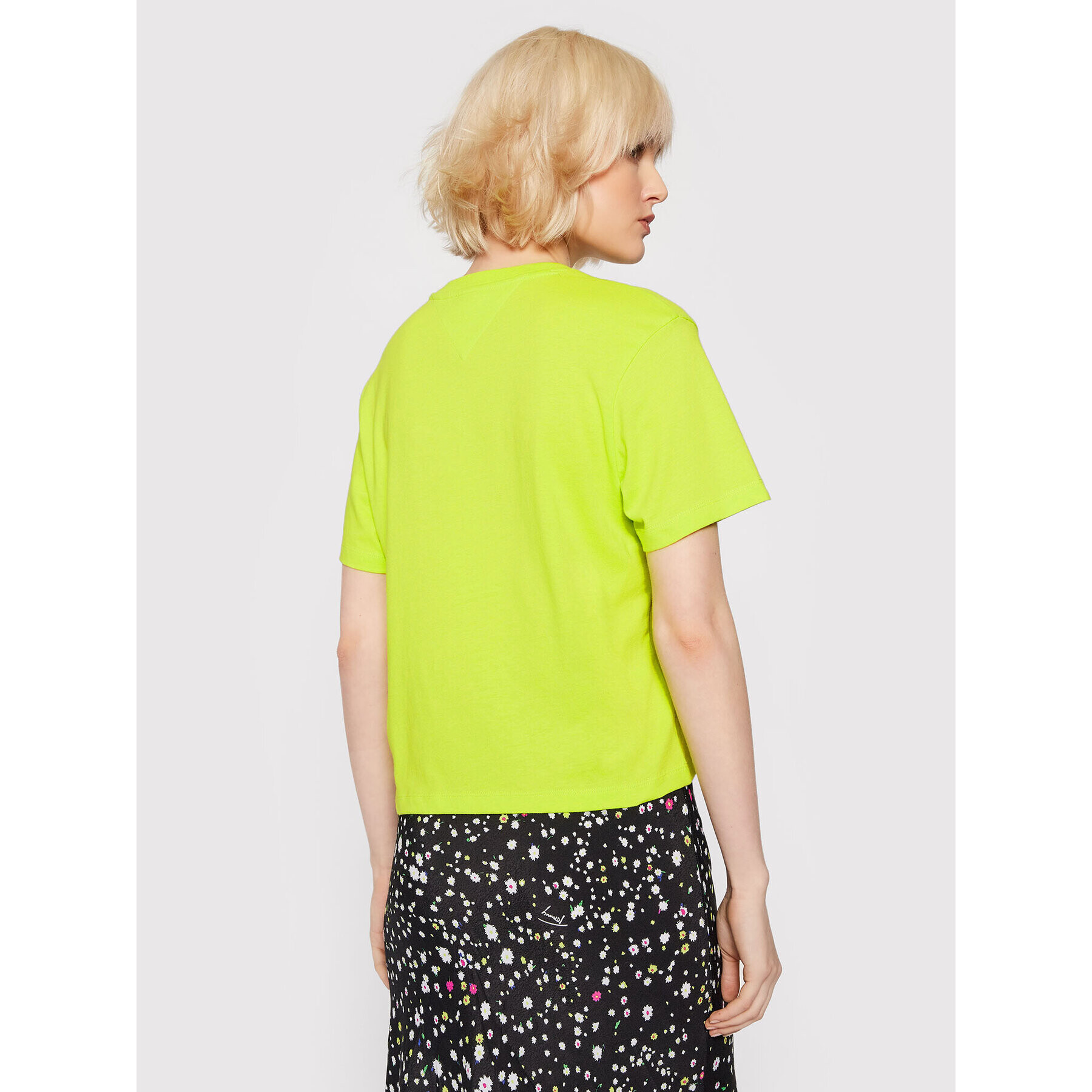 Tommy Jeans Тишърт Linear Logo DW0DW10057 Зелен Cropped Fit - Pepit.bg