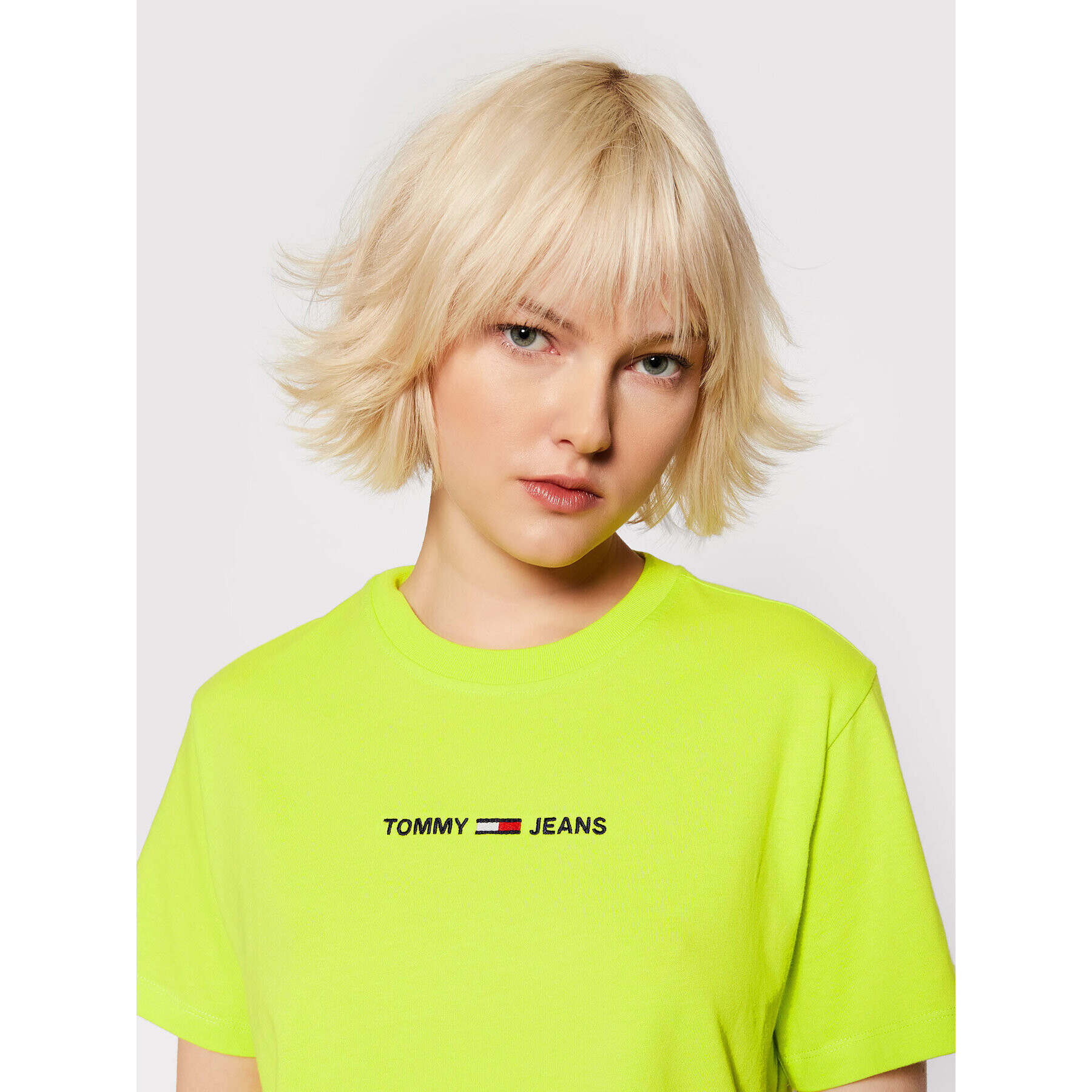 Tommy Jeans Тишърт Linear Logo DW0DW10057 Зелен Cropped Fit - Pepit.bg