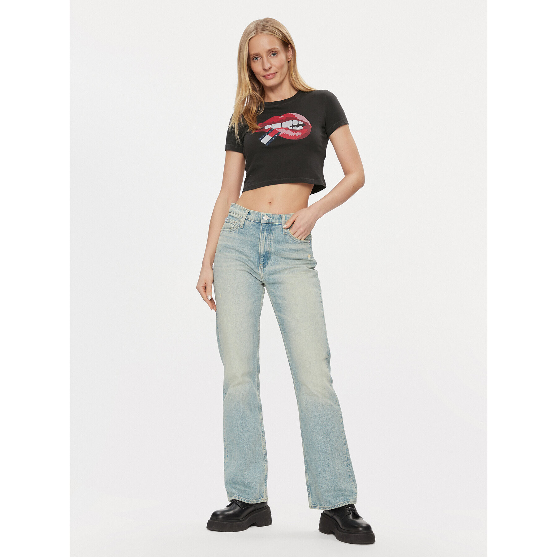 Tommy Jeans Тишърт Lips DW0DW17373 Черен Slim Fit - Pepit.bg