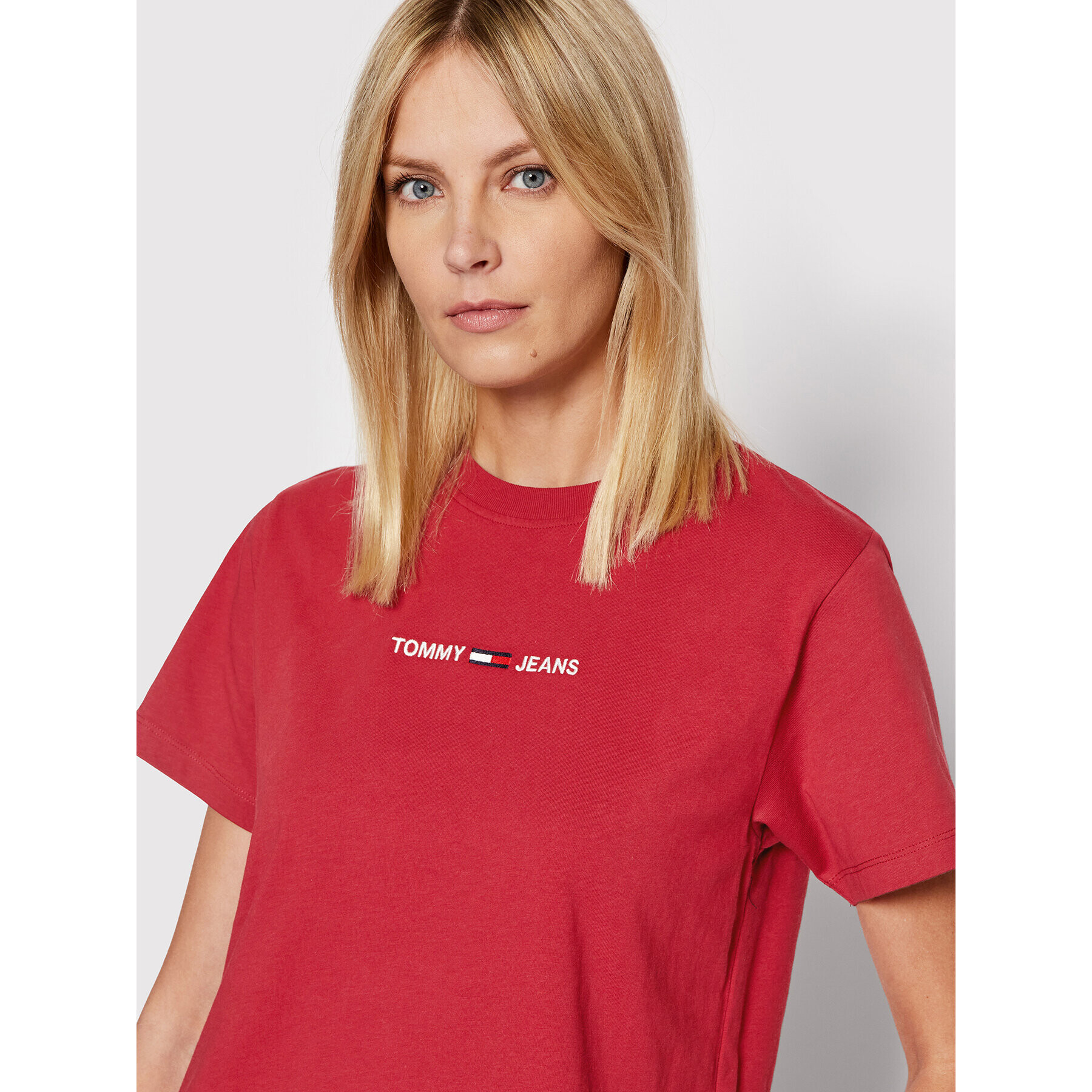 Tommy Jeans Тишърт Logo DW0DW10057 Бордо Regular Fit - Pepit.bg