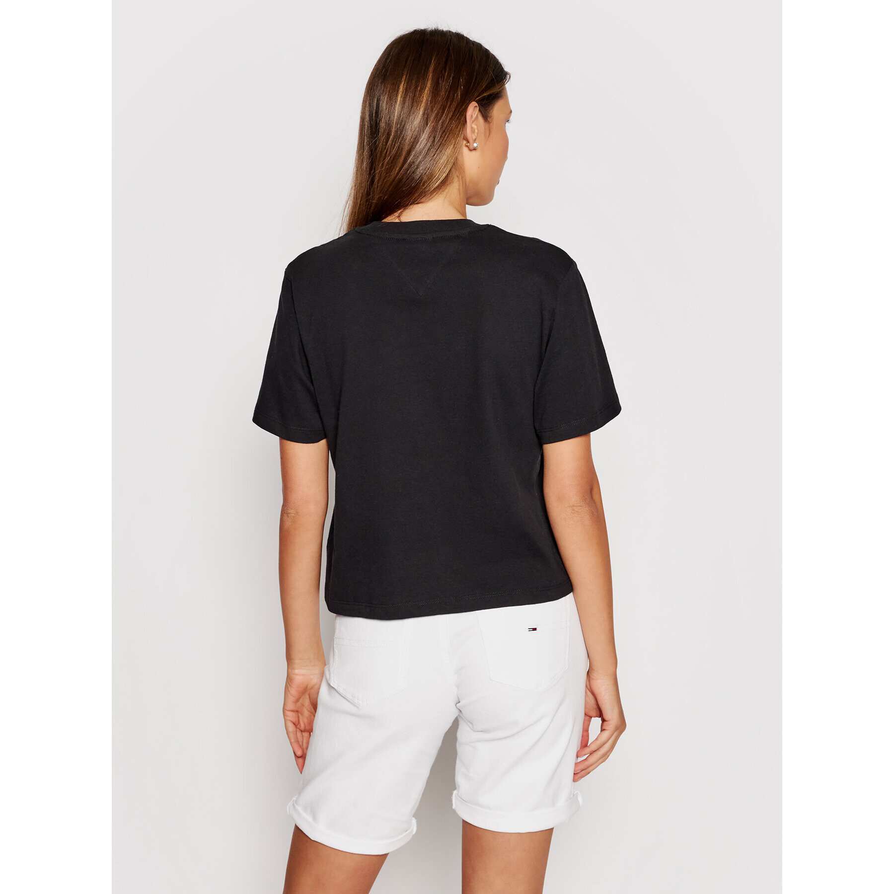 Tommy Jeans Тишърт Modern Logo DW0DW09923 Черен Cropped Fit - Pepit.bg