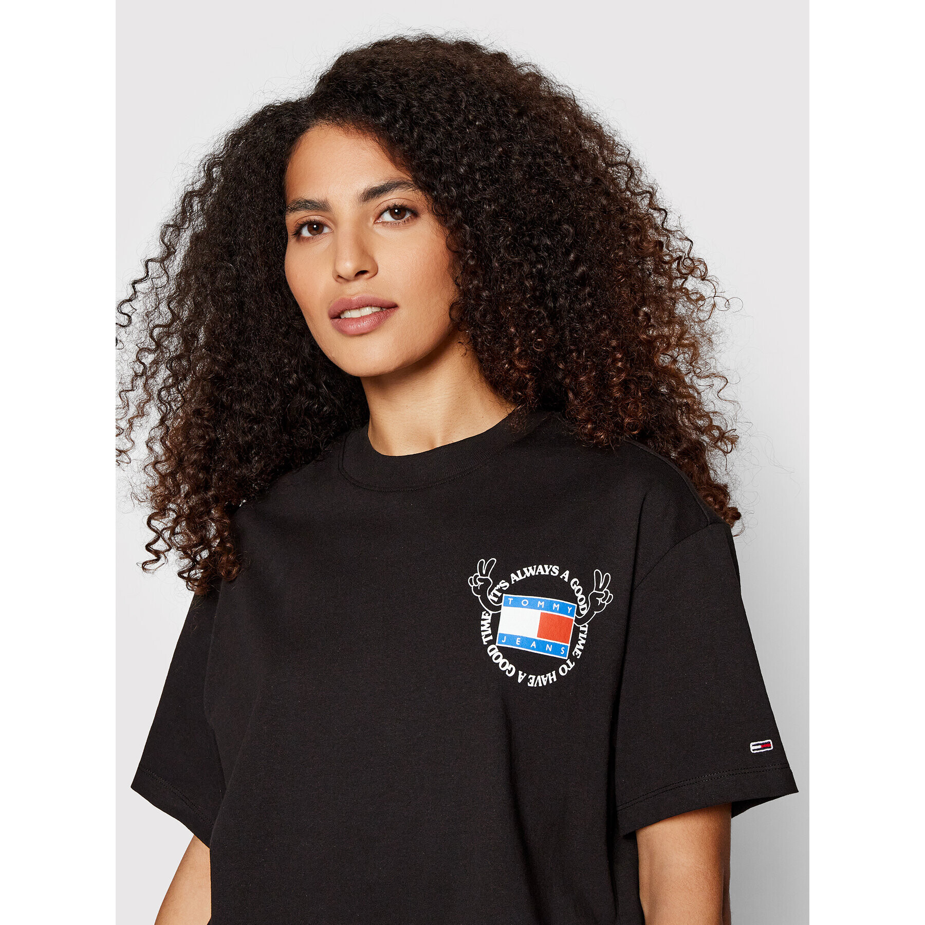 Tommy Jeans Тишърт Philosotees DW0DW12845 Черен Oversize - Pepit.bg