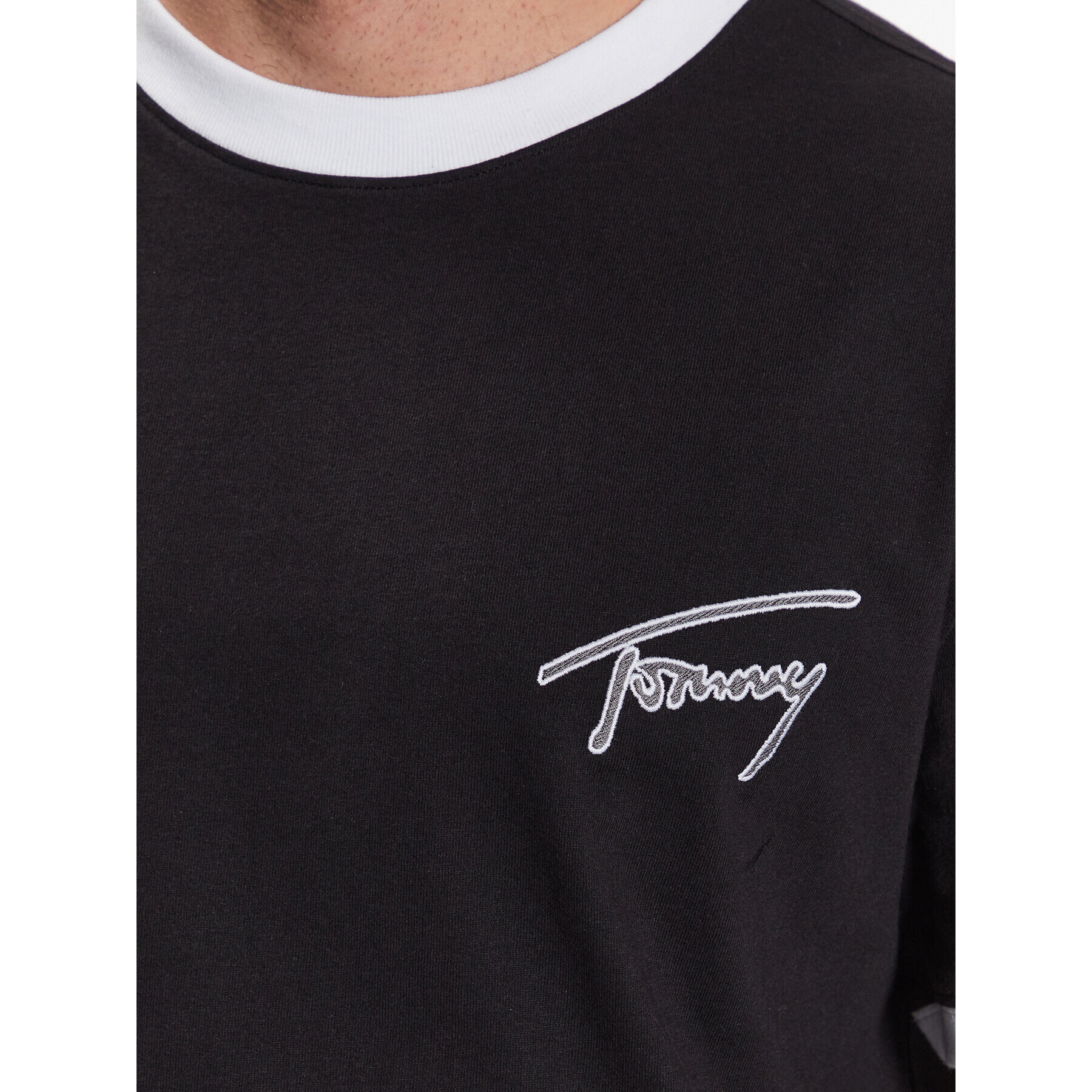 Tommy Jeans Тишърт Signature DM0DM16324 Черен Regular Fit - Pepit.bg