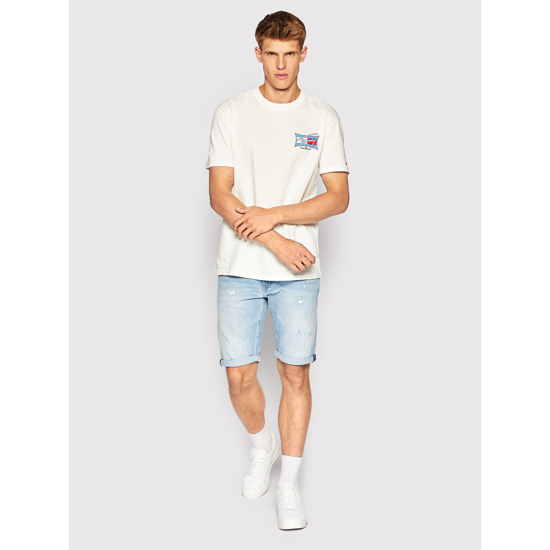 Tommy Jeans Тишърт SS Surf DM0DM12860 Бежов Regular Fit - Pepit.bg