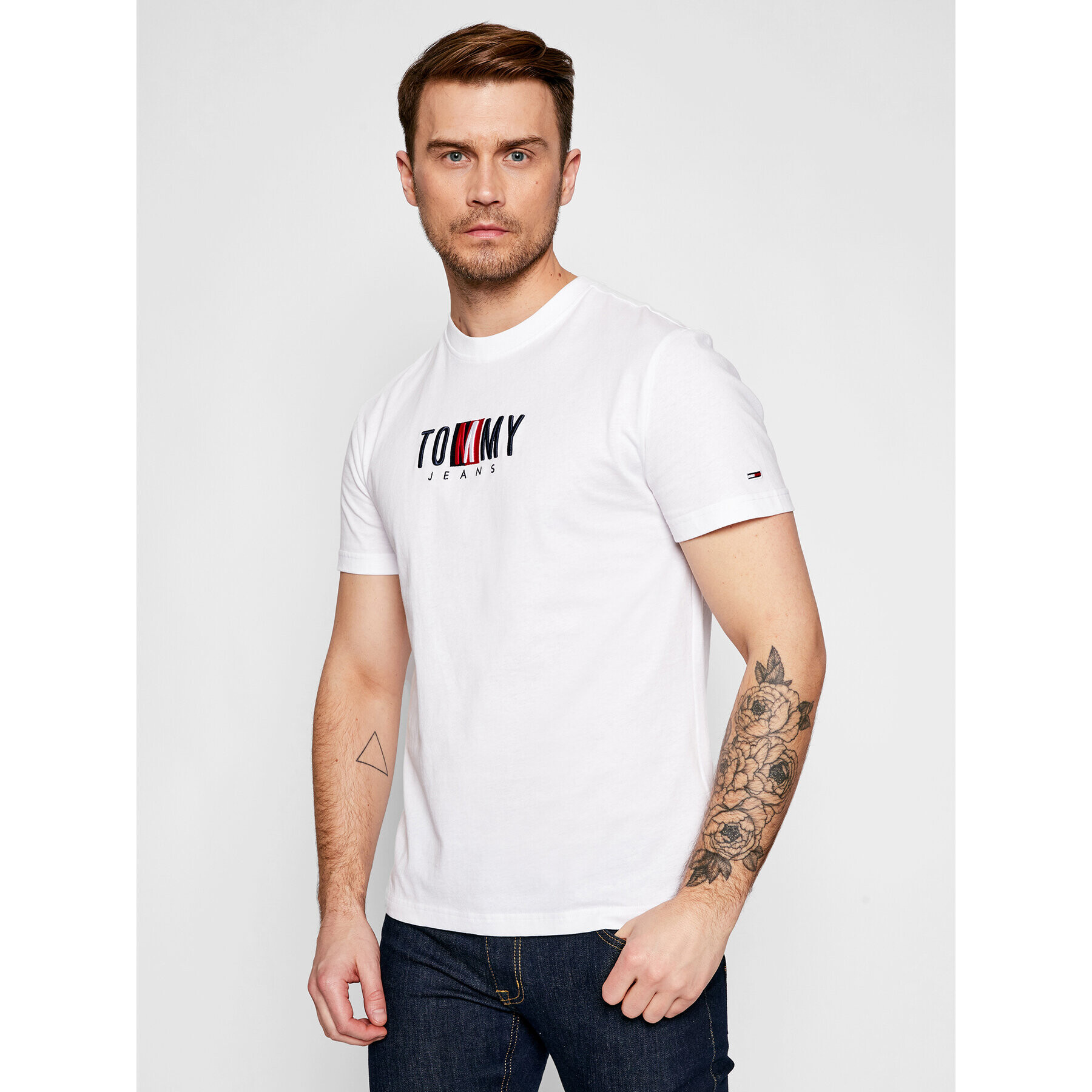 Tommy Jeans Тишърт Timeless Box Tee DM0DM10218 Бял Regular Fit - Pepit.bg