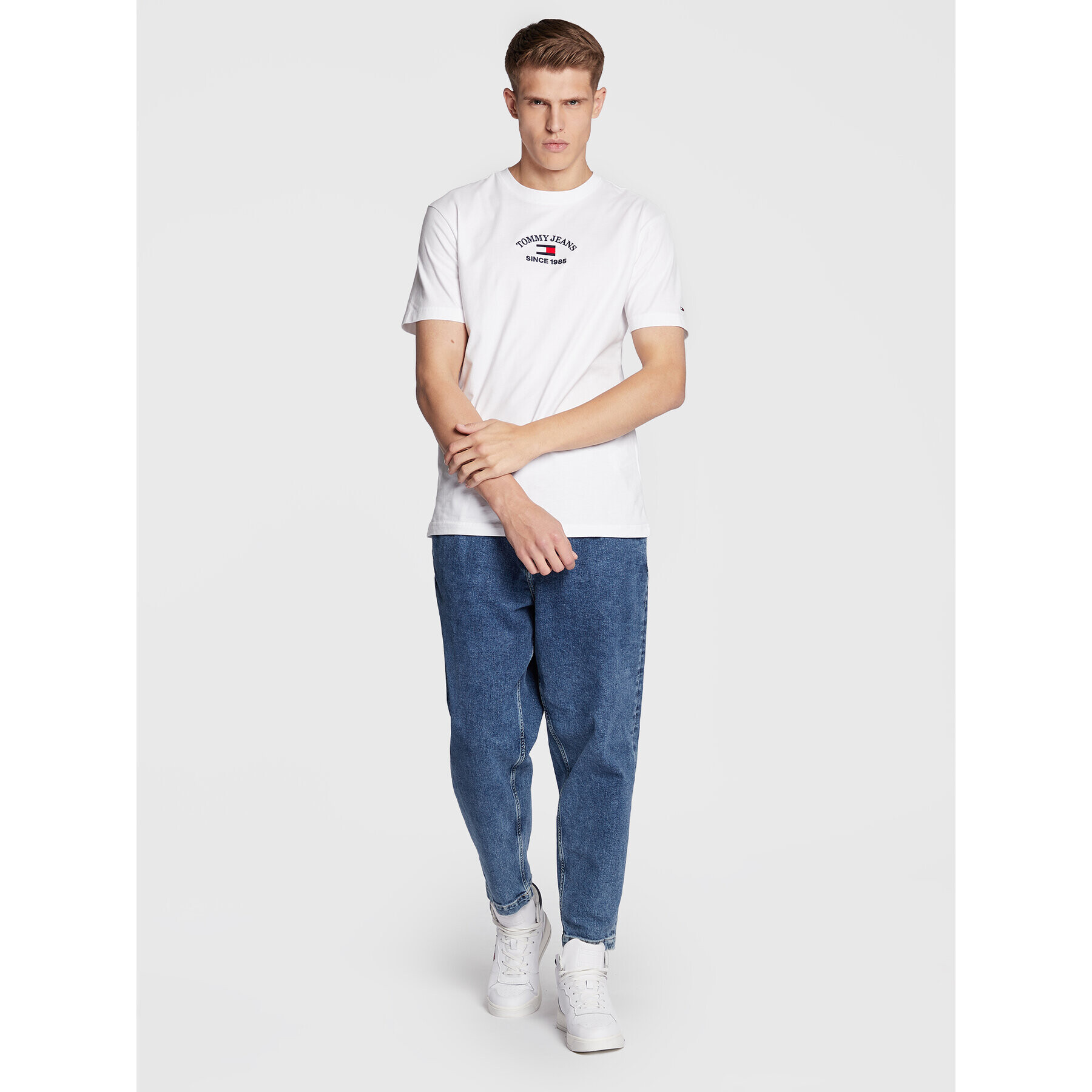 Tommy Jeans Тишърт Timeless DM0DM14988 Бял Regular Fit - Pepit.bg
