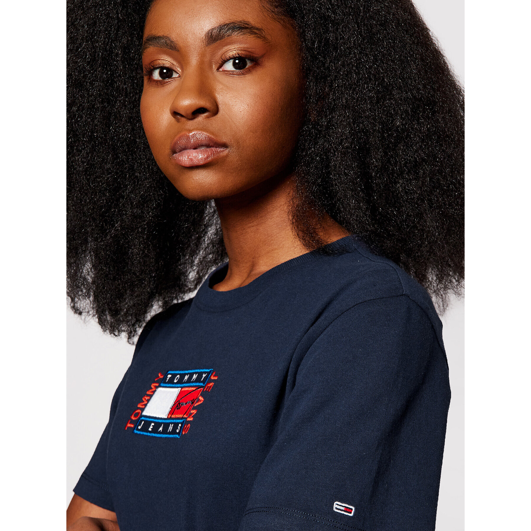 Tommy Jeans Тишърт Timeless Flag DW0DW09924 Тъмносин Relaxed Fit - Pepit.bg