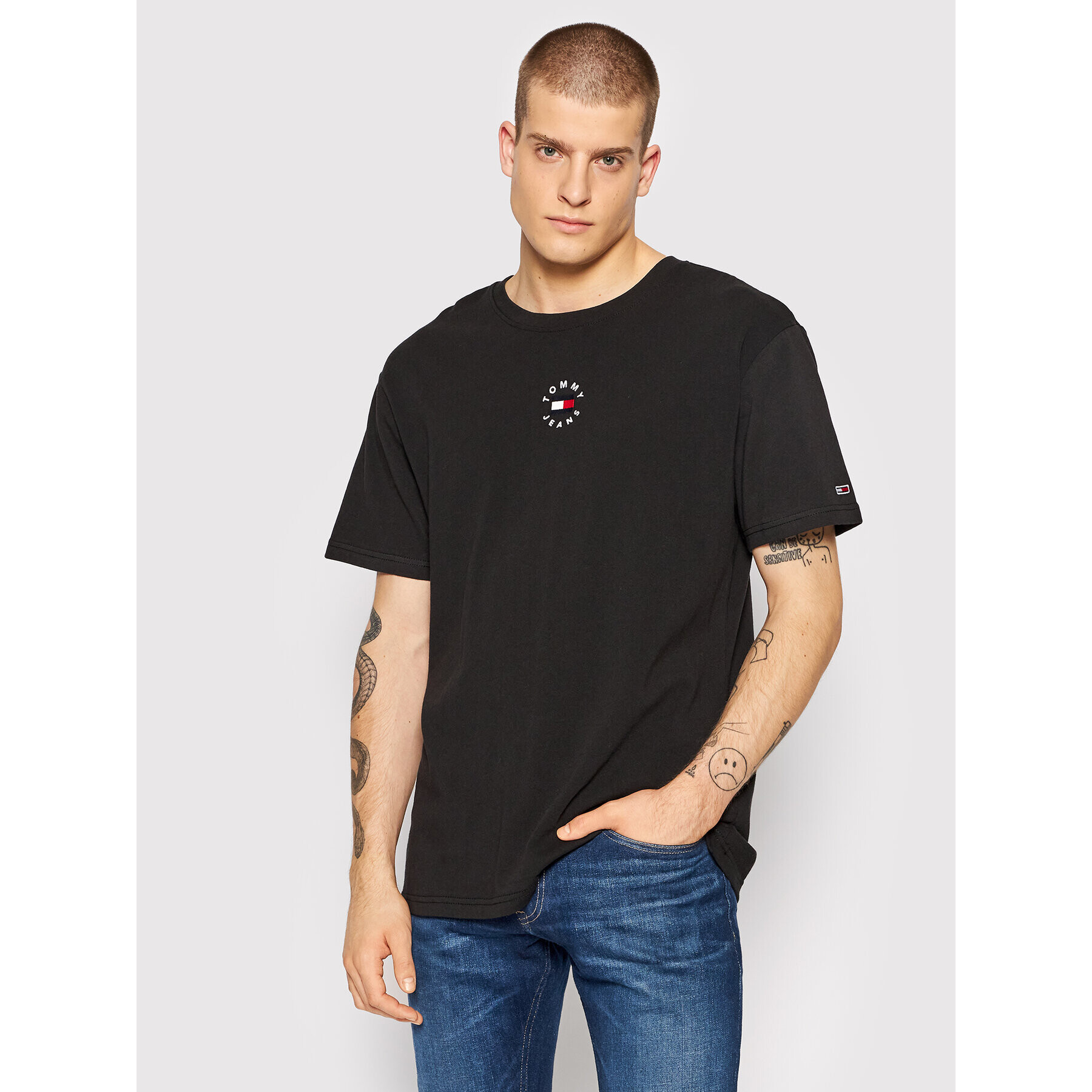 Tommy Jeans Тишърт Tiny Circular DM0DM11602 Черен Regular Fit - Pepit.bg