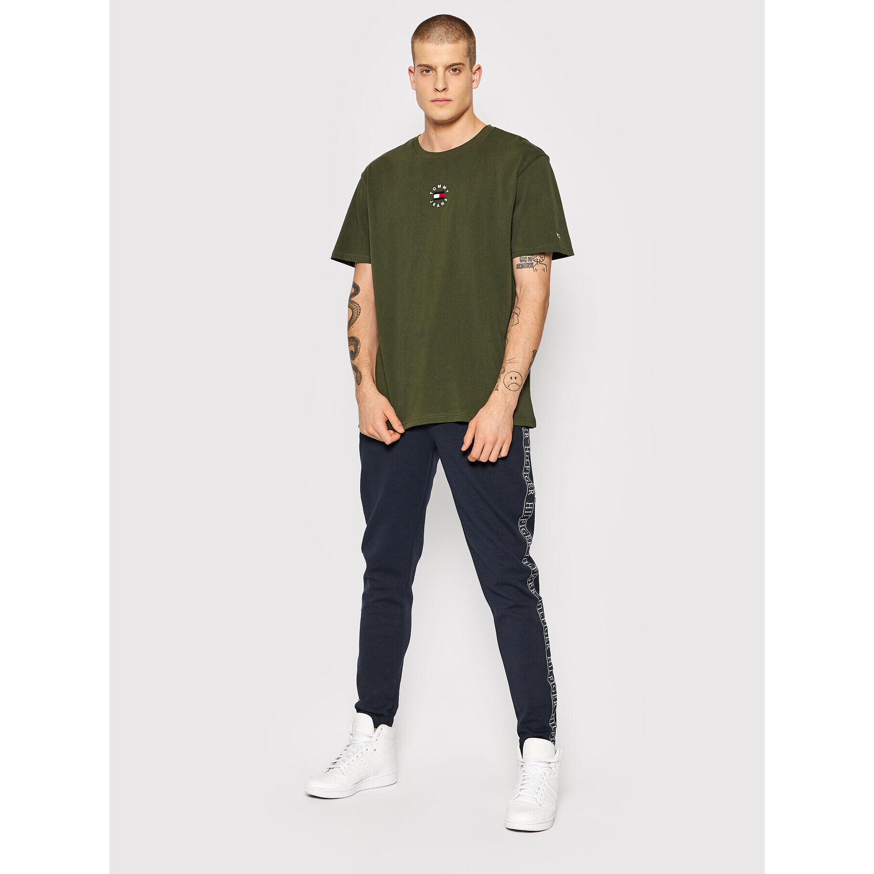 Tommy Jeans Тишърт Tiny Circular DM0DM11602 Зелен Regular Fit - Pepit.bg