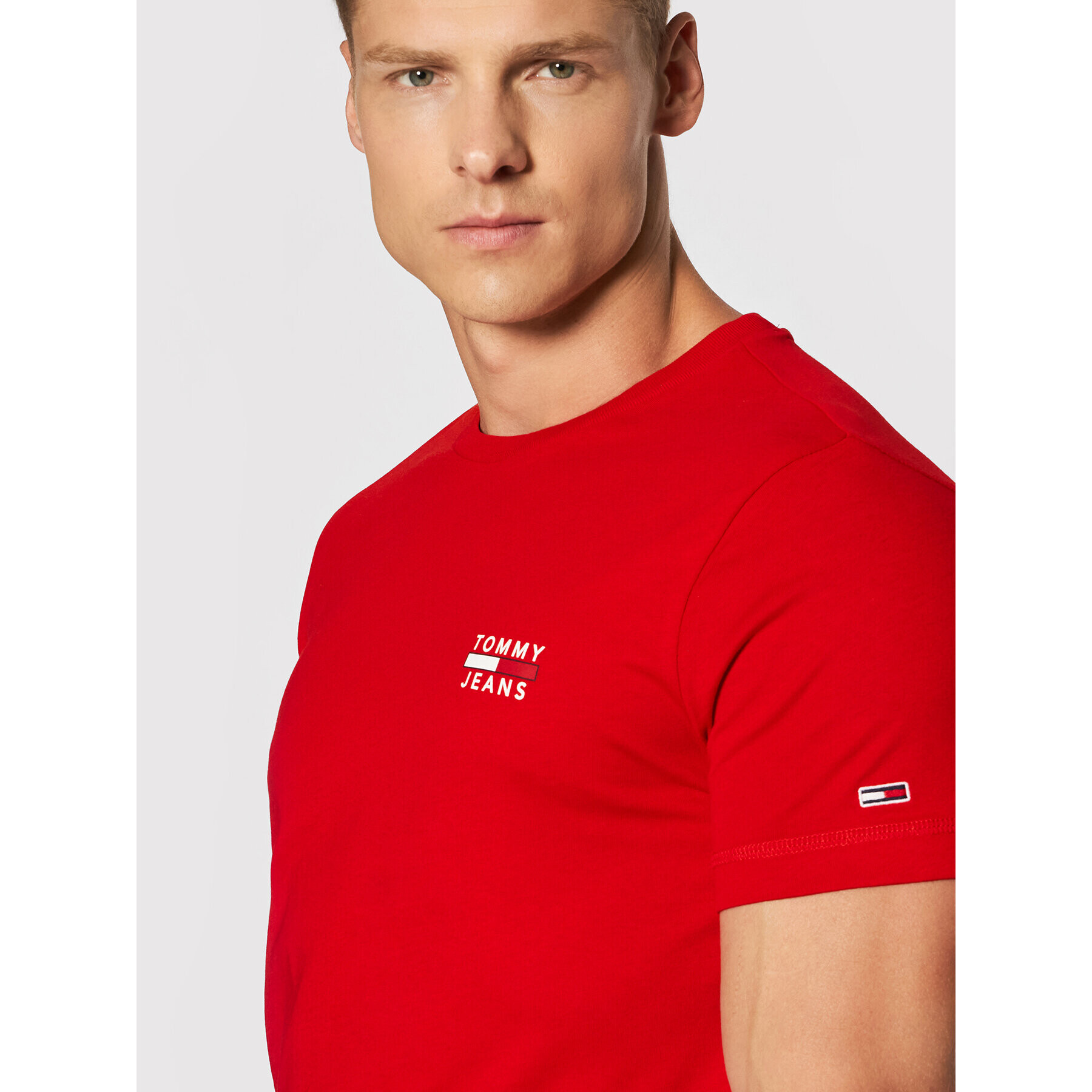 Tommy Jeans Тишърт Tjm Chest Logo DM0DM10099 Червен Regular Fit - Pepit.bg