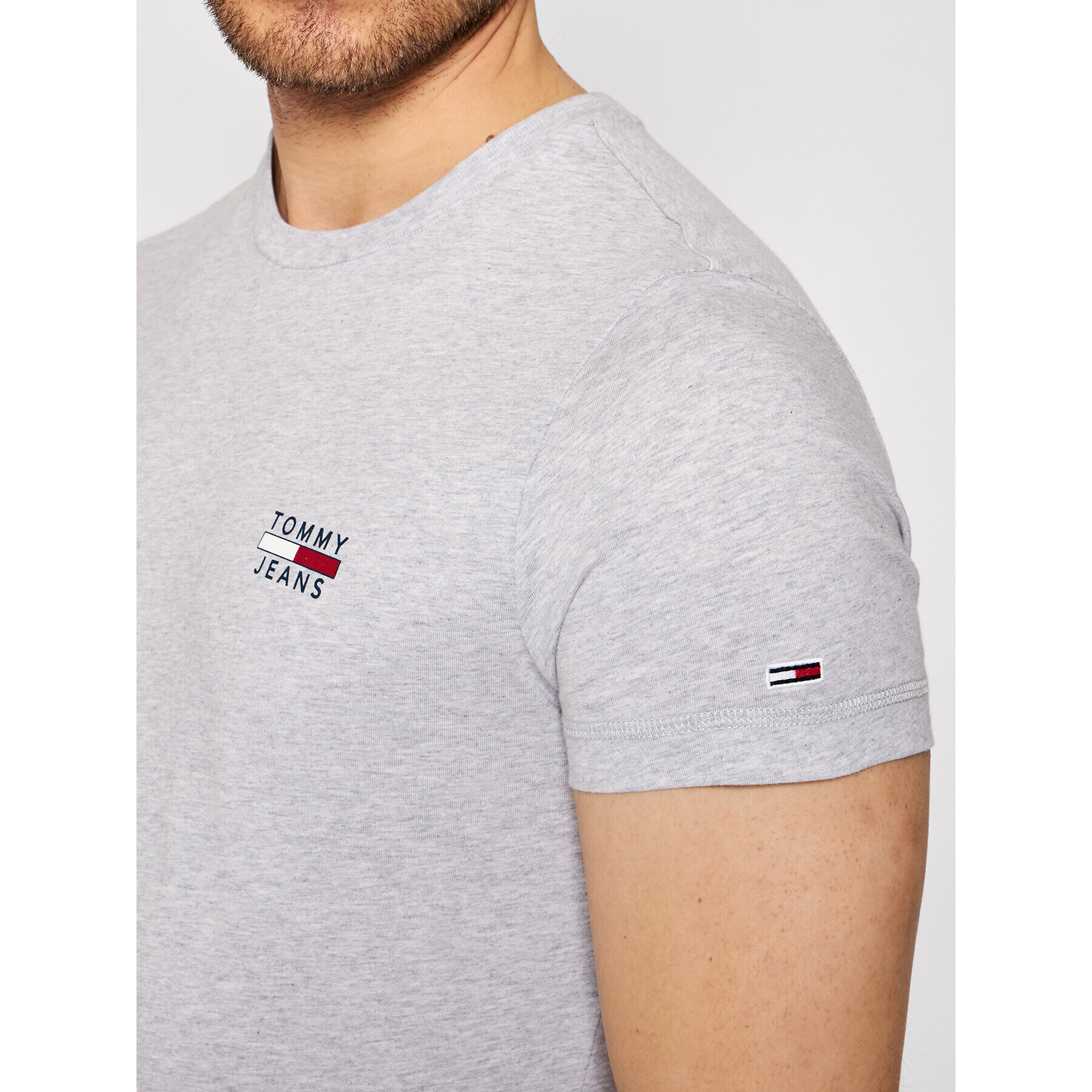 Tommy Jeans Тишърт Tjm chest Logo Tee DM0DM10099 Сив Regular Fit - Pepit.bg