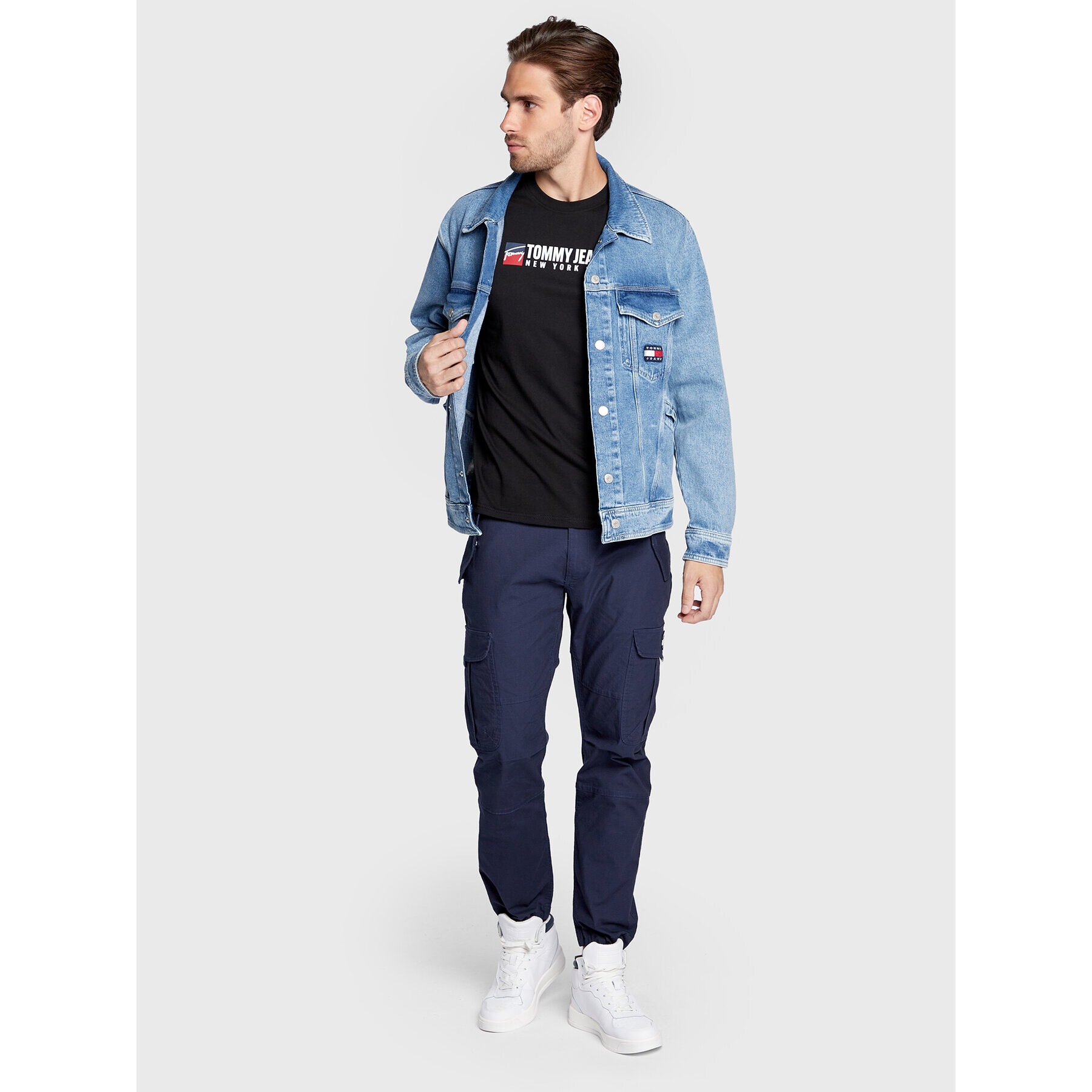 Tommy Jeans Тишърт Tjm Entry Athletics DM0DM14001 Черен Regular Fit - Pepit.bg