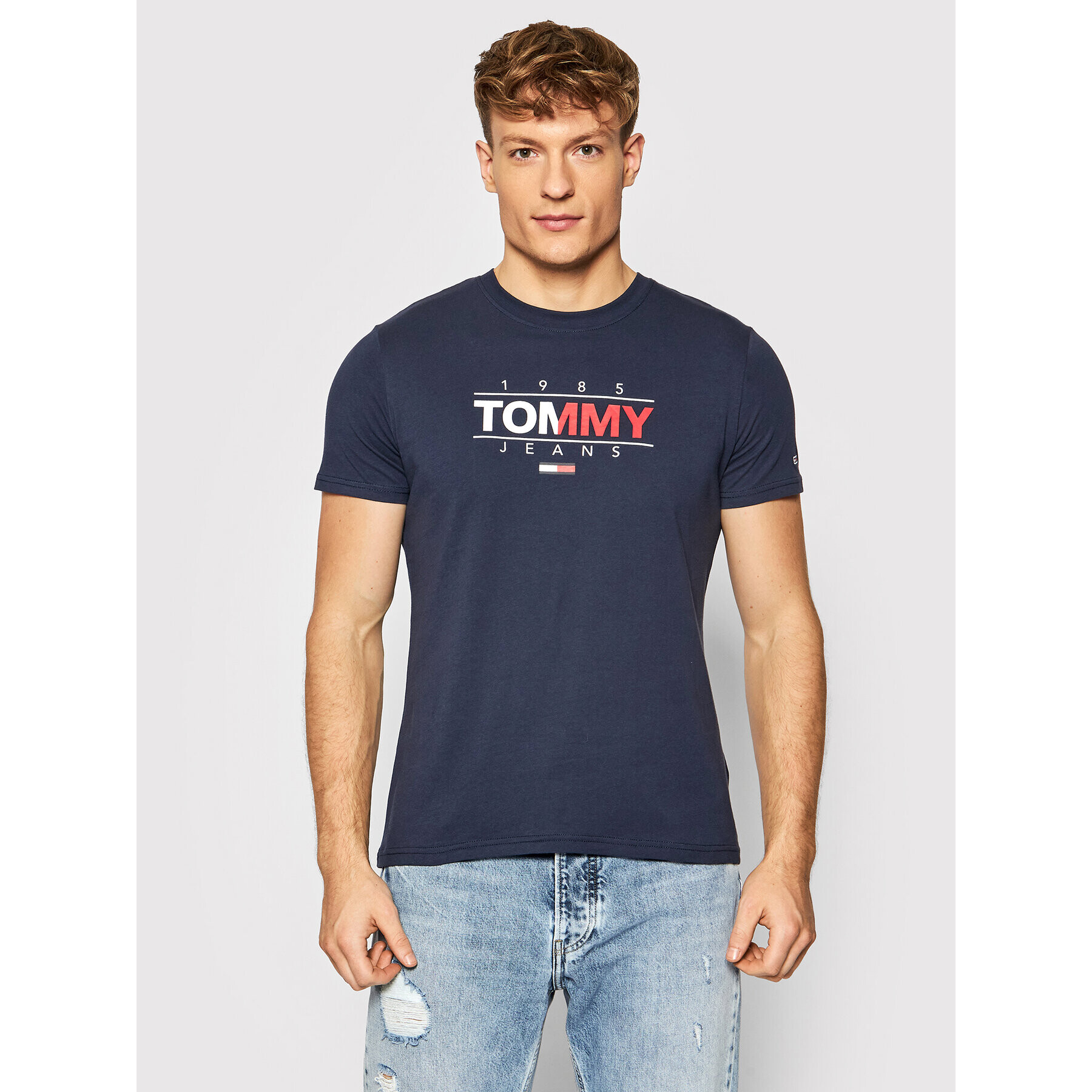 Tommy Jeans Тишърт Tjm Essential Graphic DM0DM11600 Тъмносин Regular Fit - Pepit.bg